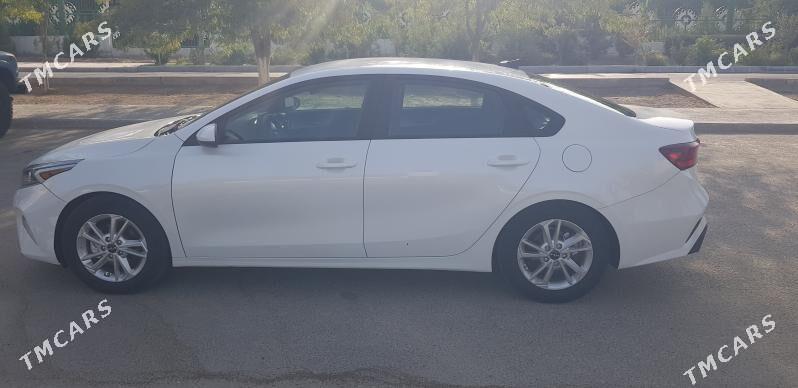 Kia Forte 2022 - 220 000 TMT - Байрамали - img 2