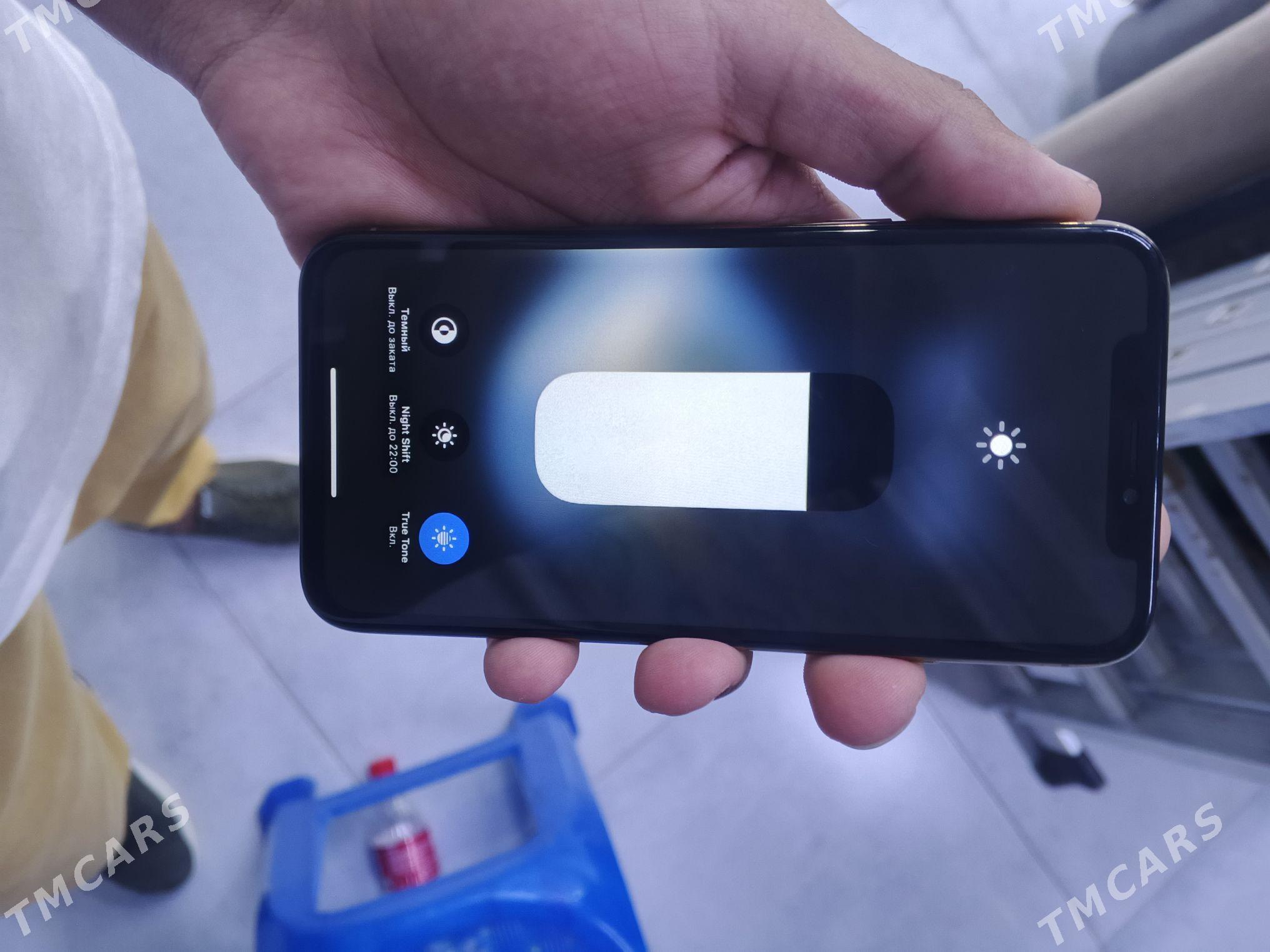 iphone xs ZAA - Mary - img 6