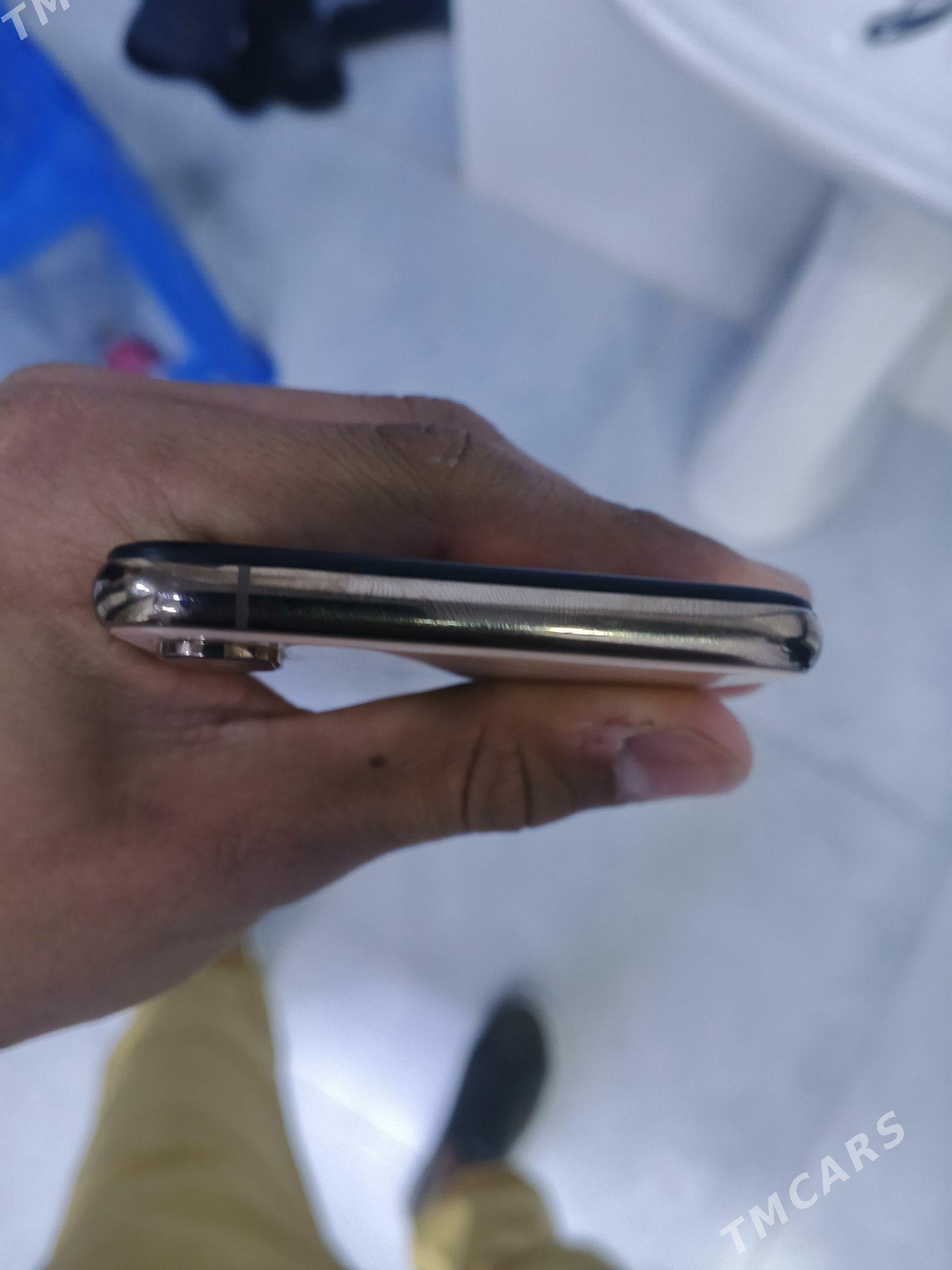 iphone xs ZAA - Mary - img 7