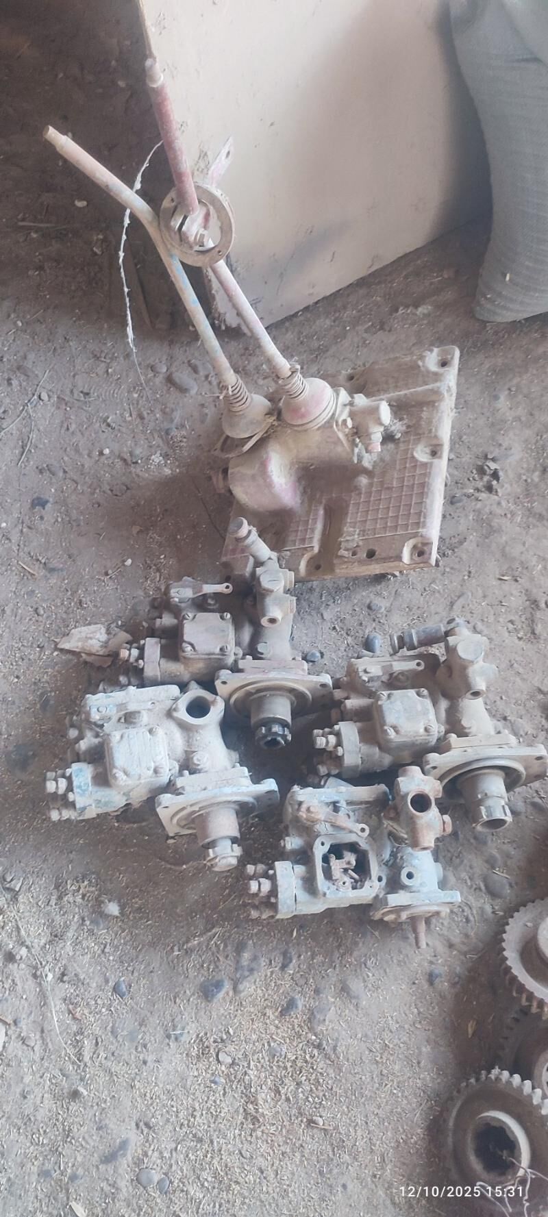 Traktor T 28 zapças 990 TMT - Кака - img 1