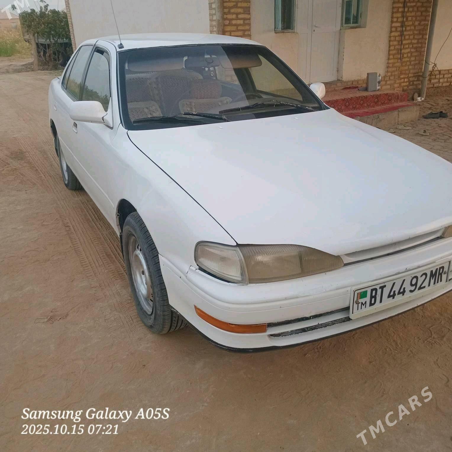 Toyota Camry 1991 - 41 000 TMT - Мары - img 3
