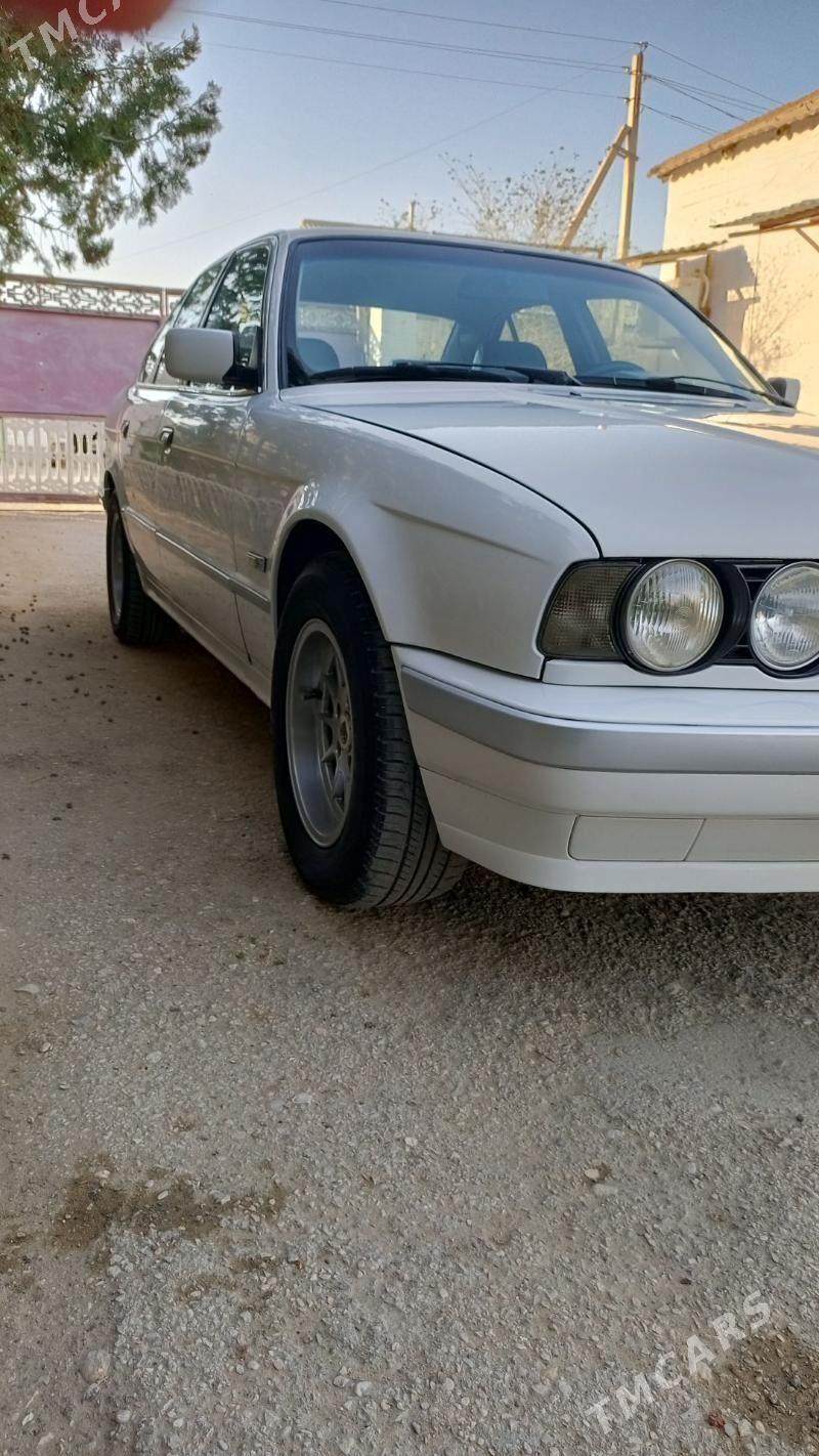 BMW 525 1991 - 72 000 TMT - Balkanabat - img 4