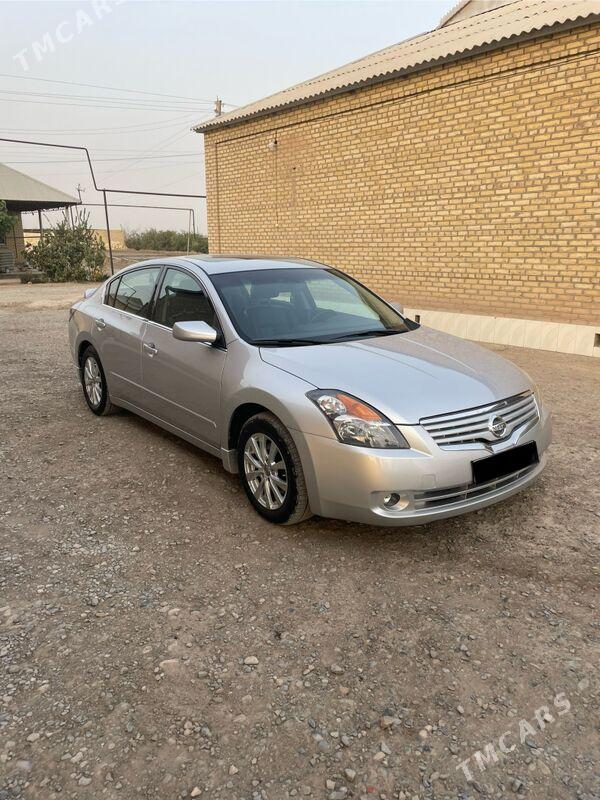 Nissan Altima 2009 - 100 000 TMT - Sakarçäge - img 5