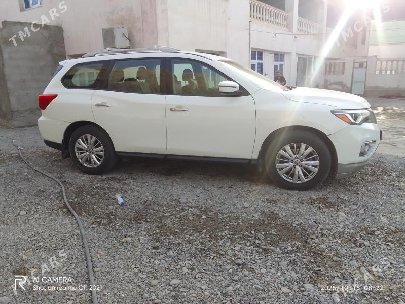 Nissan Pathfinder 2019 - 270 000 TMT - Бузмеин - img 2