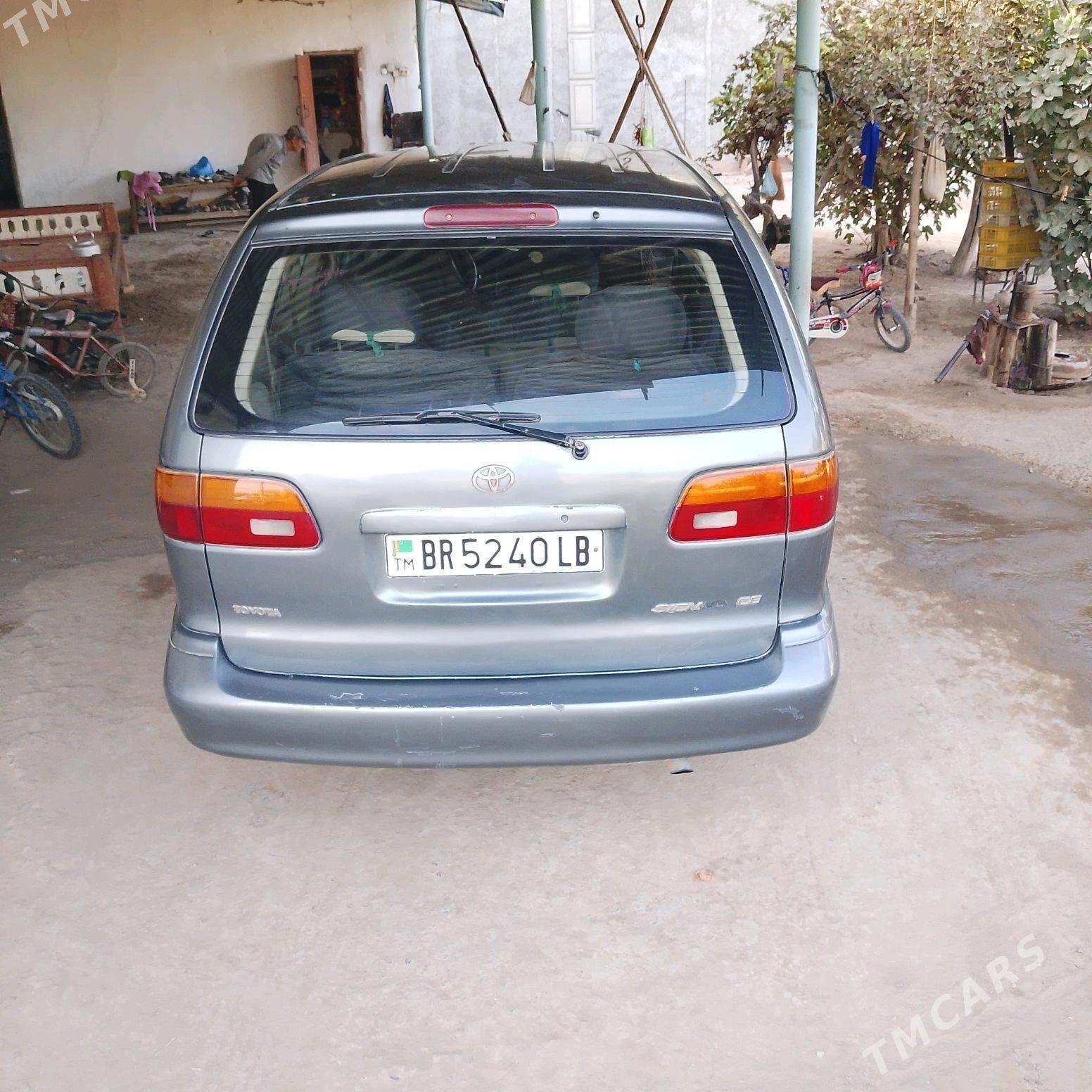 Toyota Sienna 1999 - 135 000 TMT - Sakar - img 3