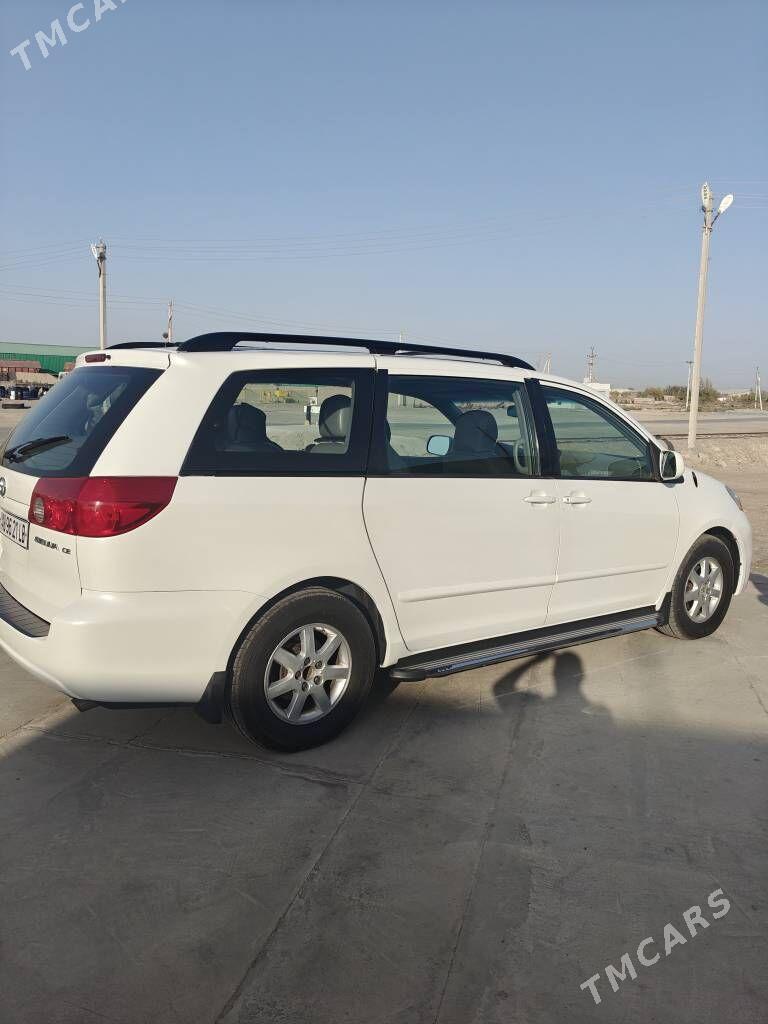 Toyota Sienna 2009 - 265 000 TMT - Туркменабат - img 5