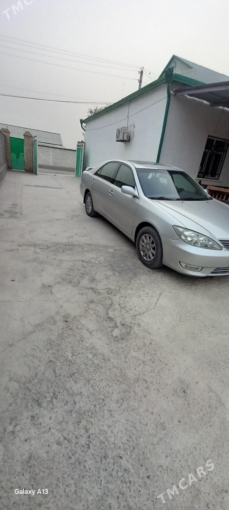 Toyota Camry 2005 - 200 000 TMT - Kaka - img 4