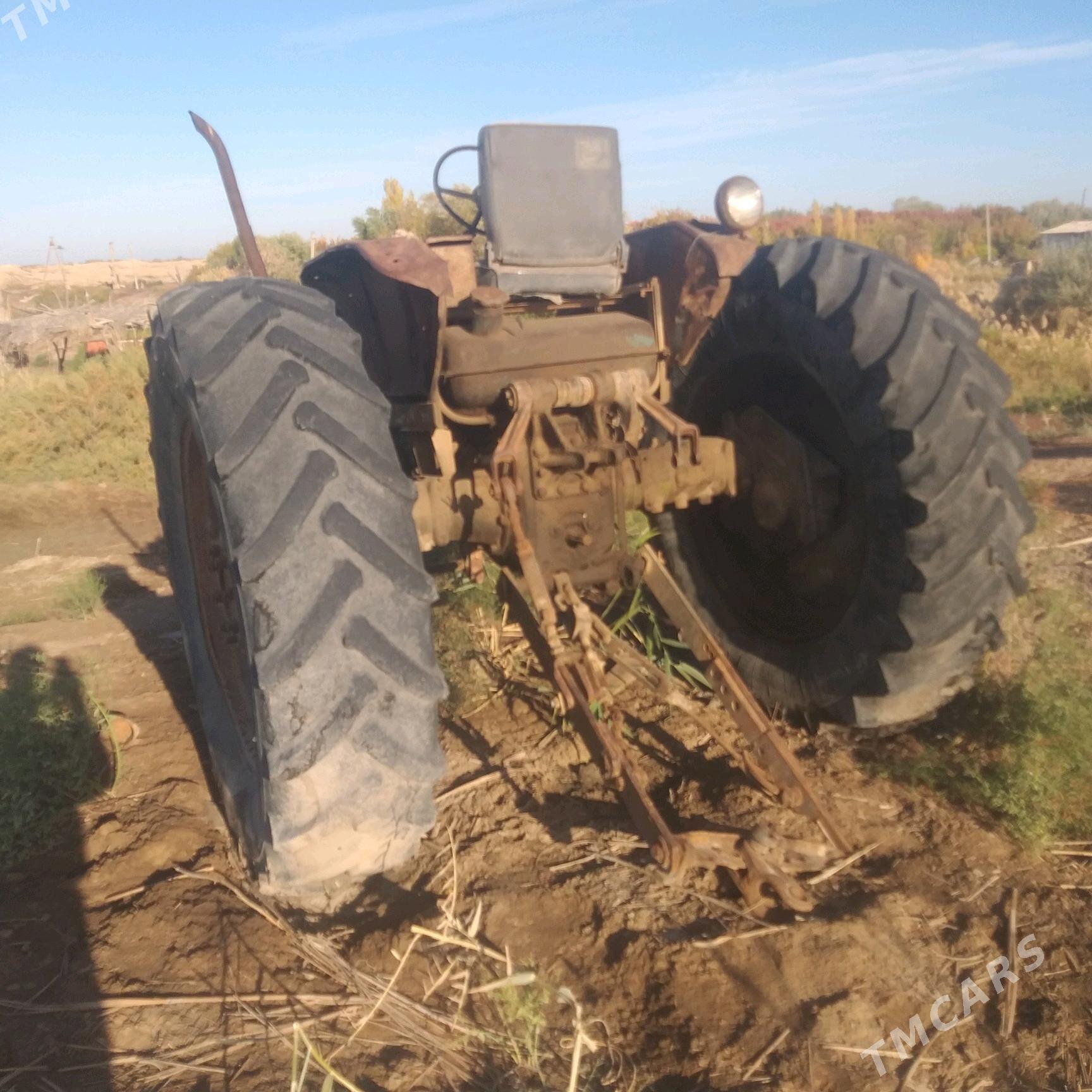 MTZ T-28 1993 - 12 000 TMT - Кёнеургенч - img 2