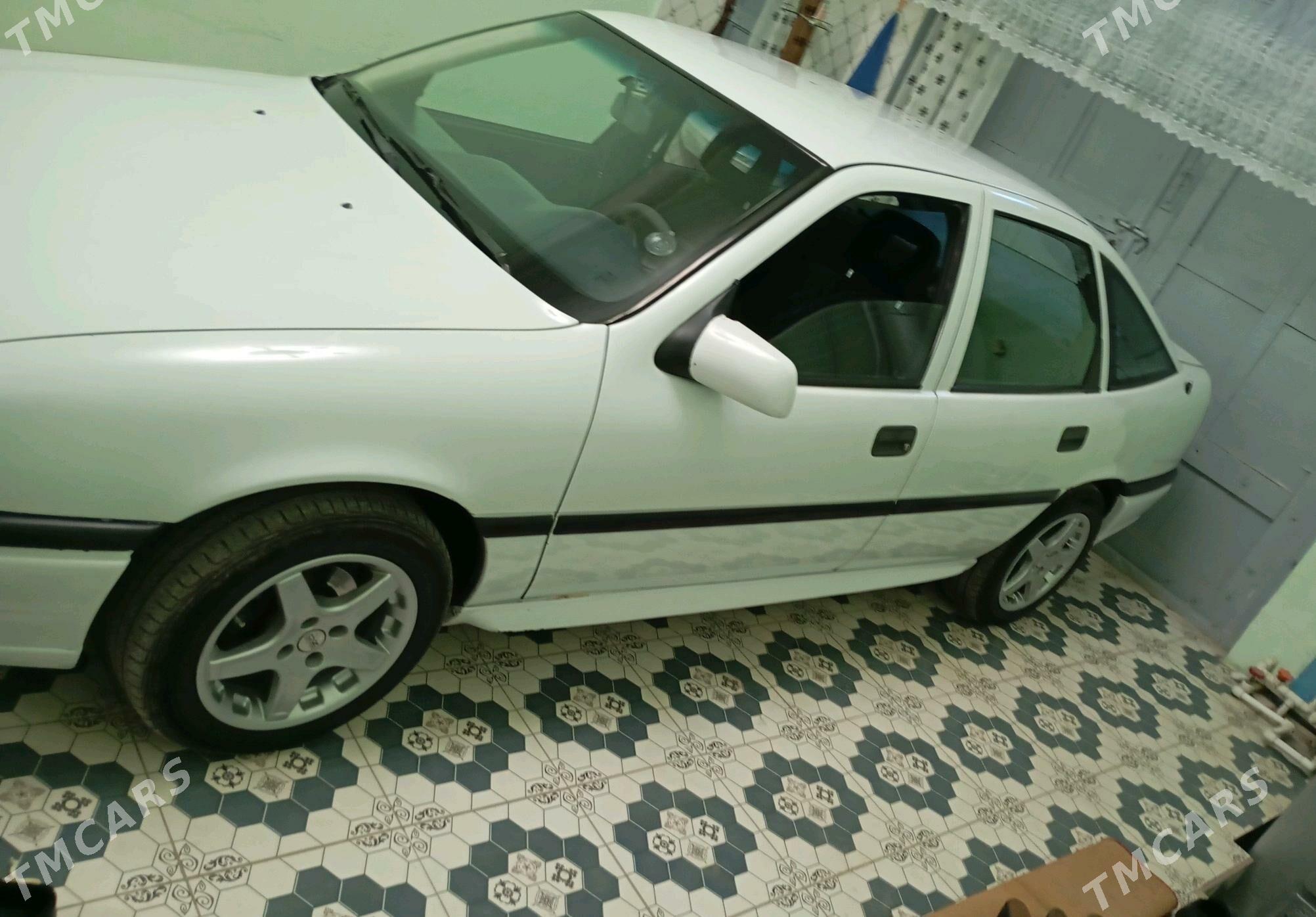 Opel Vectra 1993 - 50 000 TMT - Дашогуз - img 3