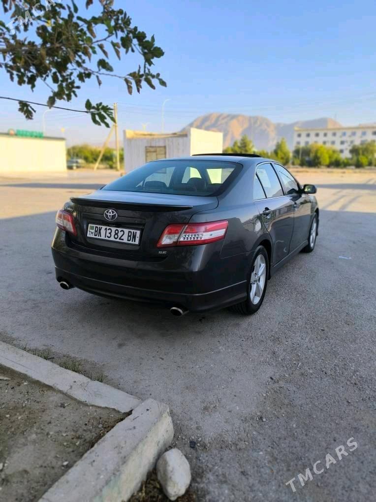Toyota Camry 2010 - 210 000 TMT - Балканабат - img 1