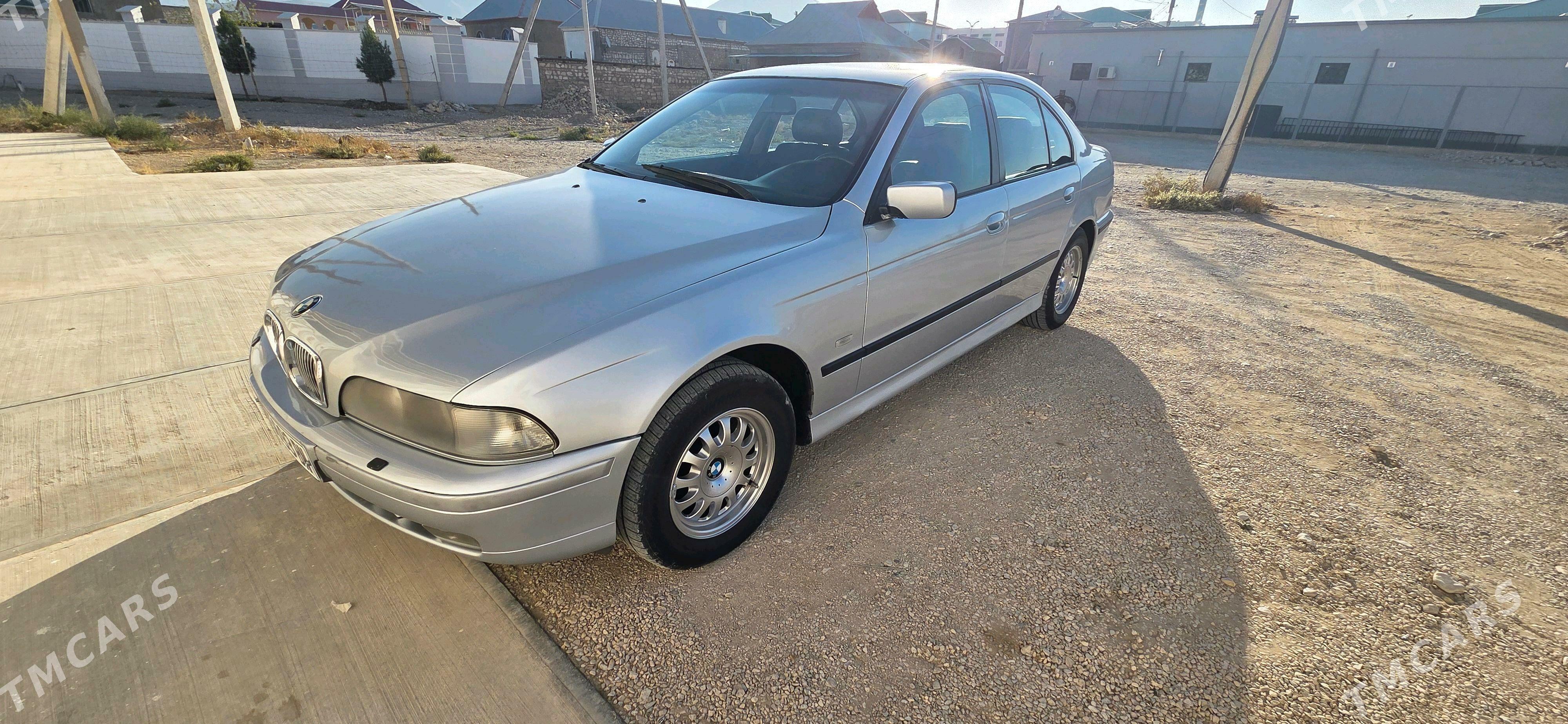 BMW E39 1998 - 95 000 TMT - Балканабат - img 6