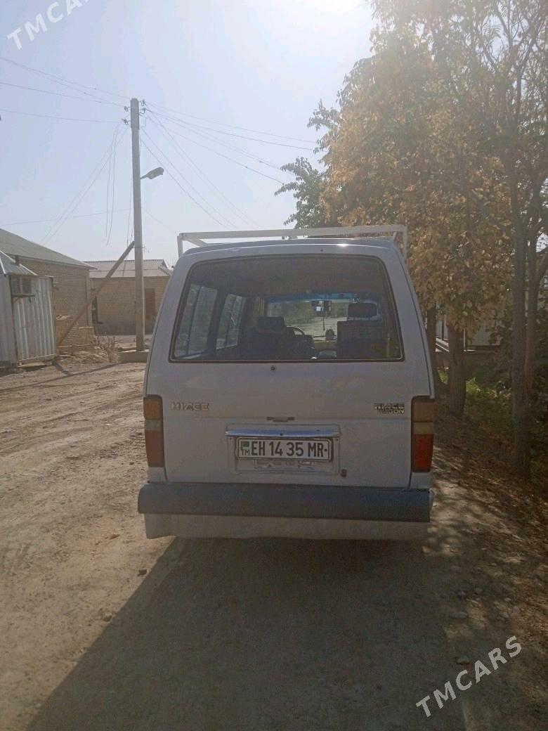 Toyota Hiace 1988 - 40 000 TMT - Murgap - img 1
