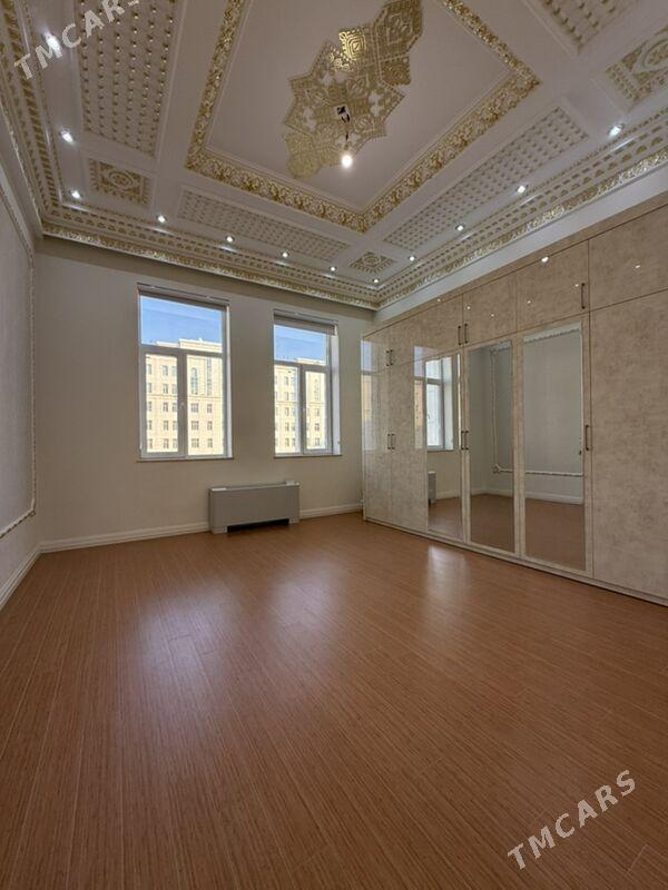 14 Tapgyr 8etaz 4kom 210m2 - Aşgabat - img 3