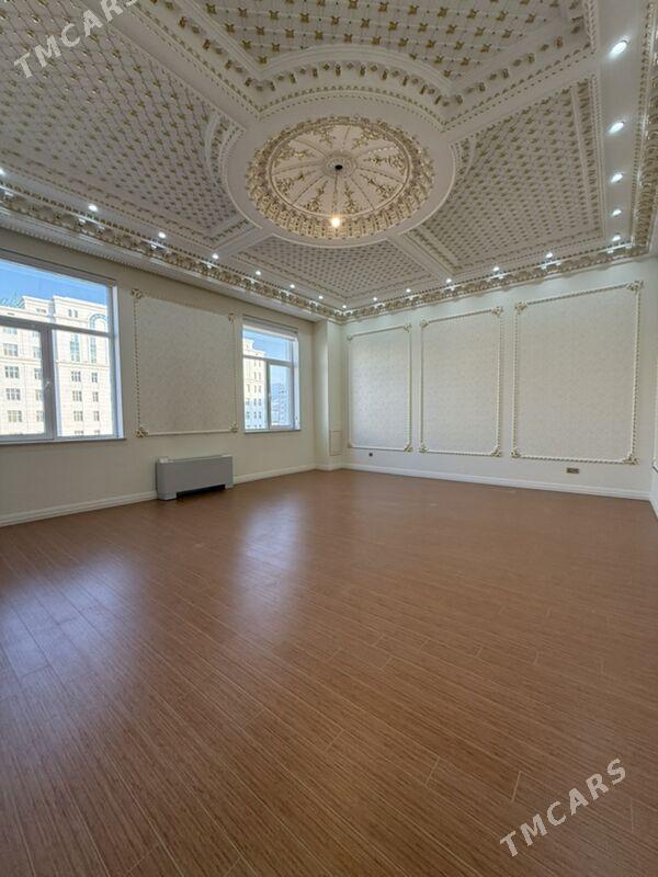 14 Tapgyr 8etaz 4kom 210m2 - Aşgabat - img 6