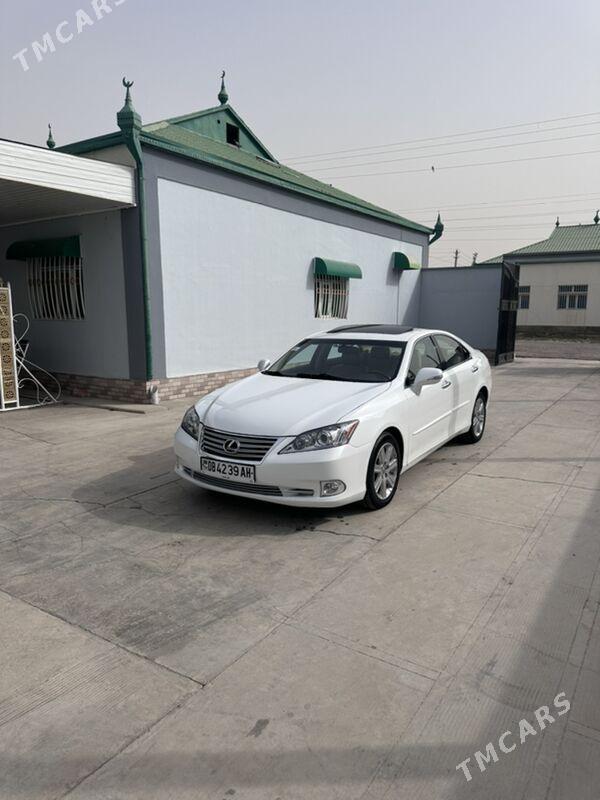 Lexus ES 350 2010 - 240 000 TMT - Серахс - img 2