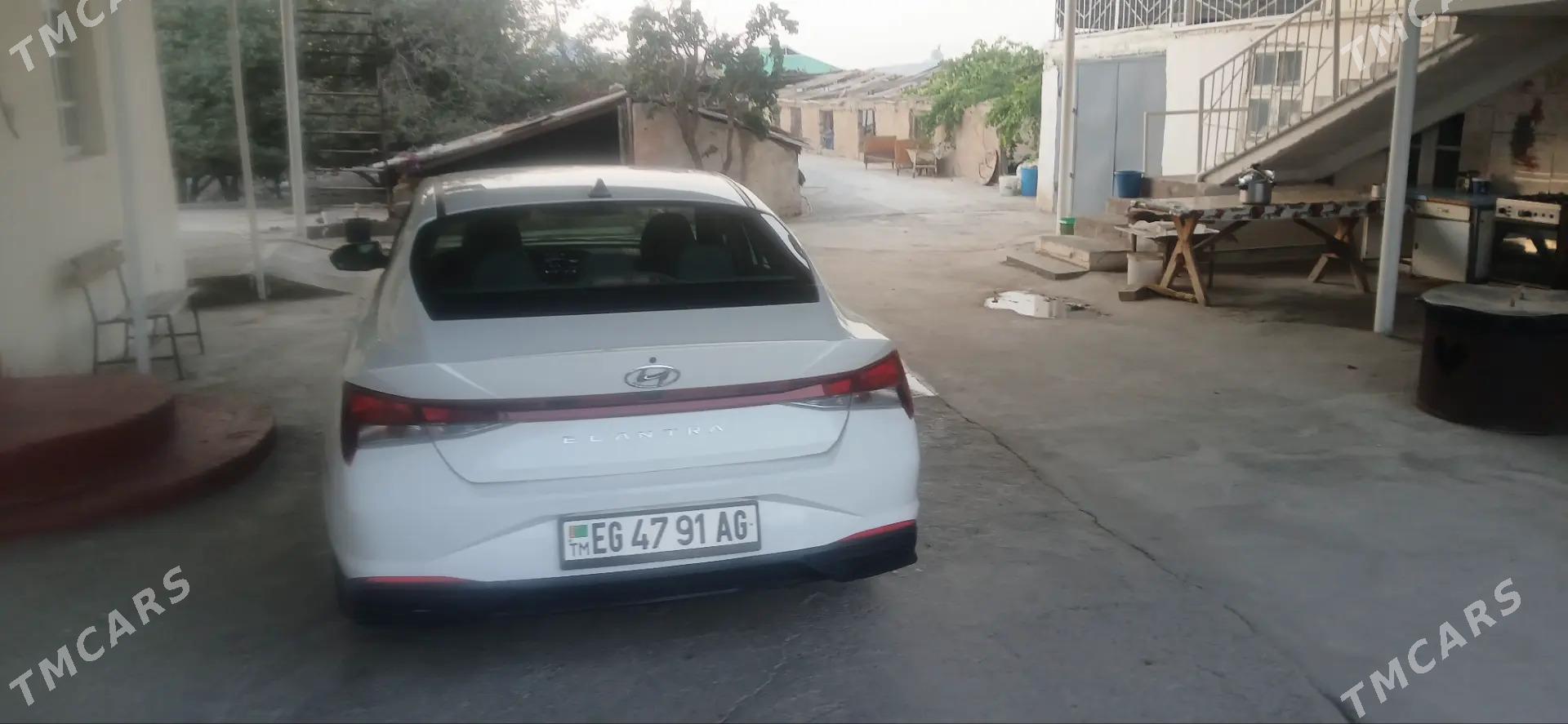 Hyundai Elantra 2021 - 218 000 TMT - Ашхабад - img 2