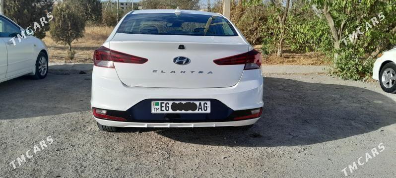Hyundai Elantra 2020 - 220 000 TMT - Бузмеин - img 5