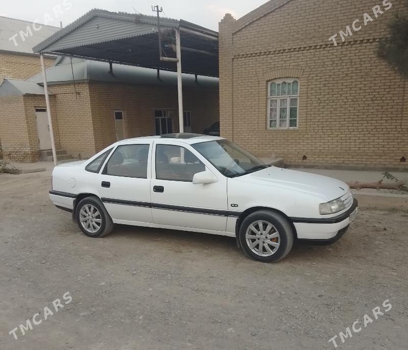 Opel Vectra 1991 - 37 000 TMT - Мары - img 2