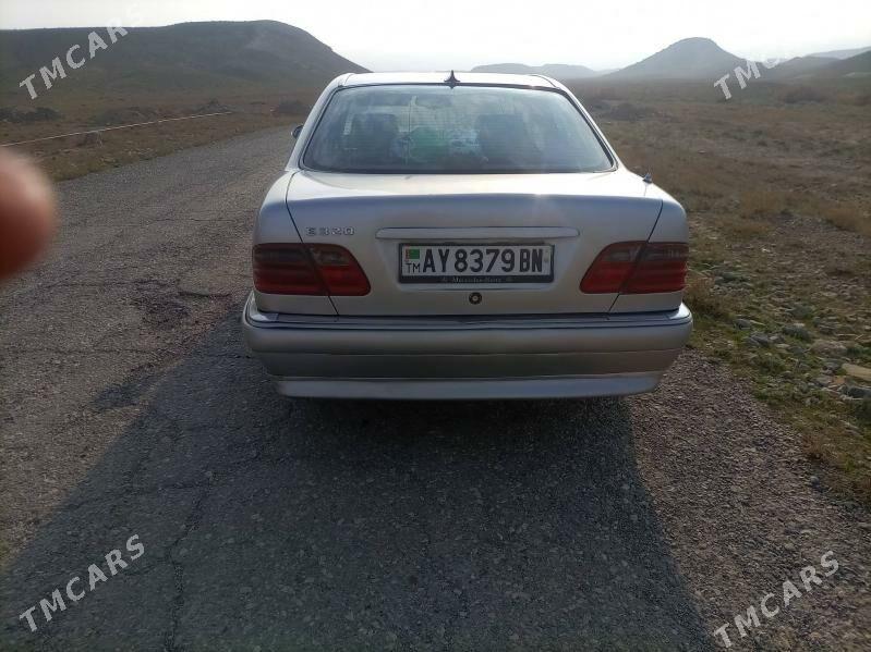 Mercedes-Benz 500SL 1997 - 50 000 TMT - Gyzylarbat - img 2
