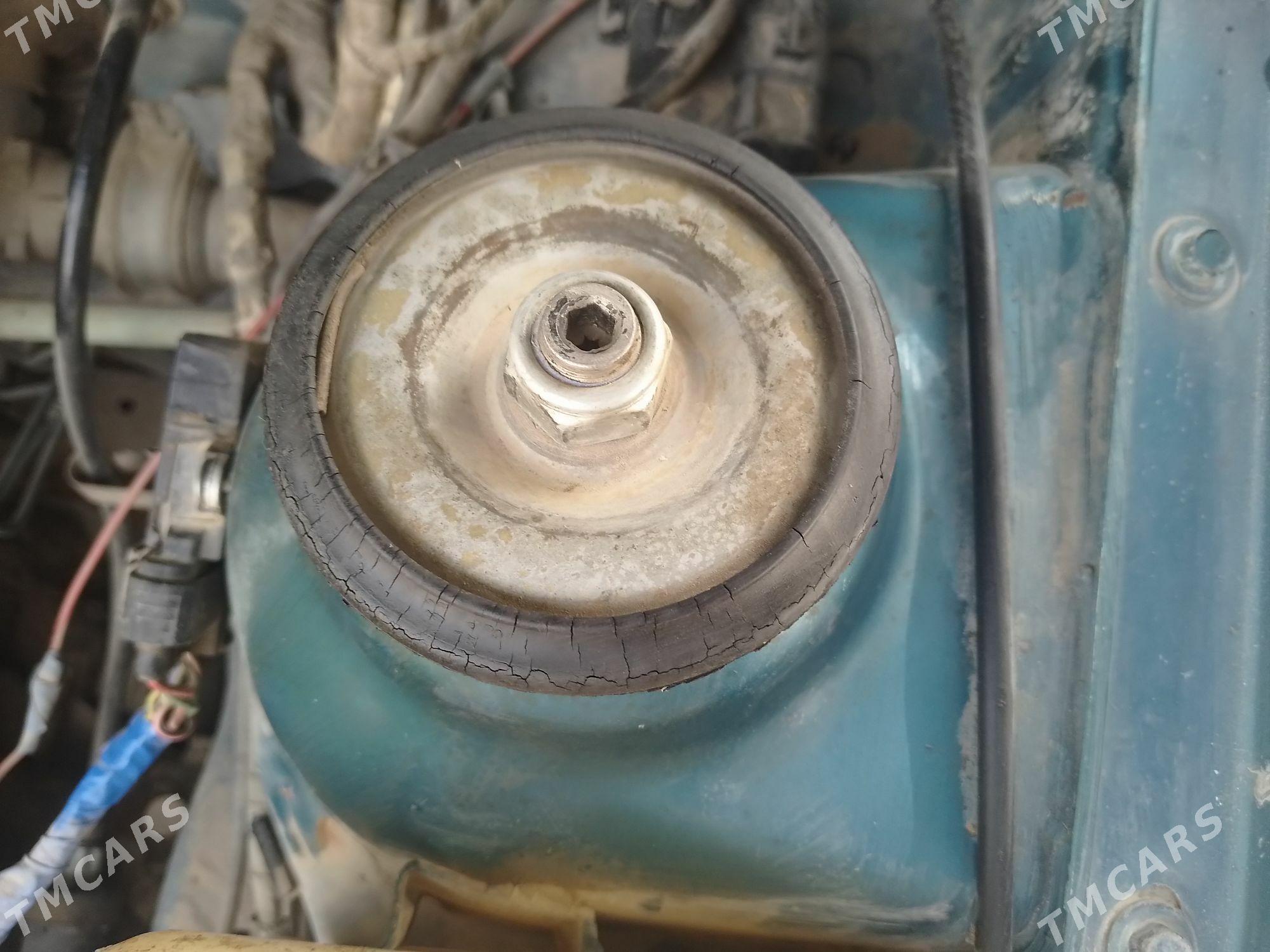 Opel Vectra 1992 - 32 000 TMT - Мары - img 2