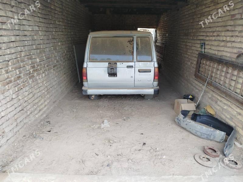 Isuzu Trooper 1990 - 27 000 TMT - Дашогуз - img 5