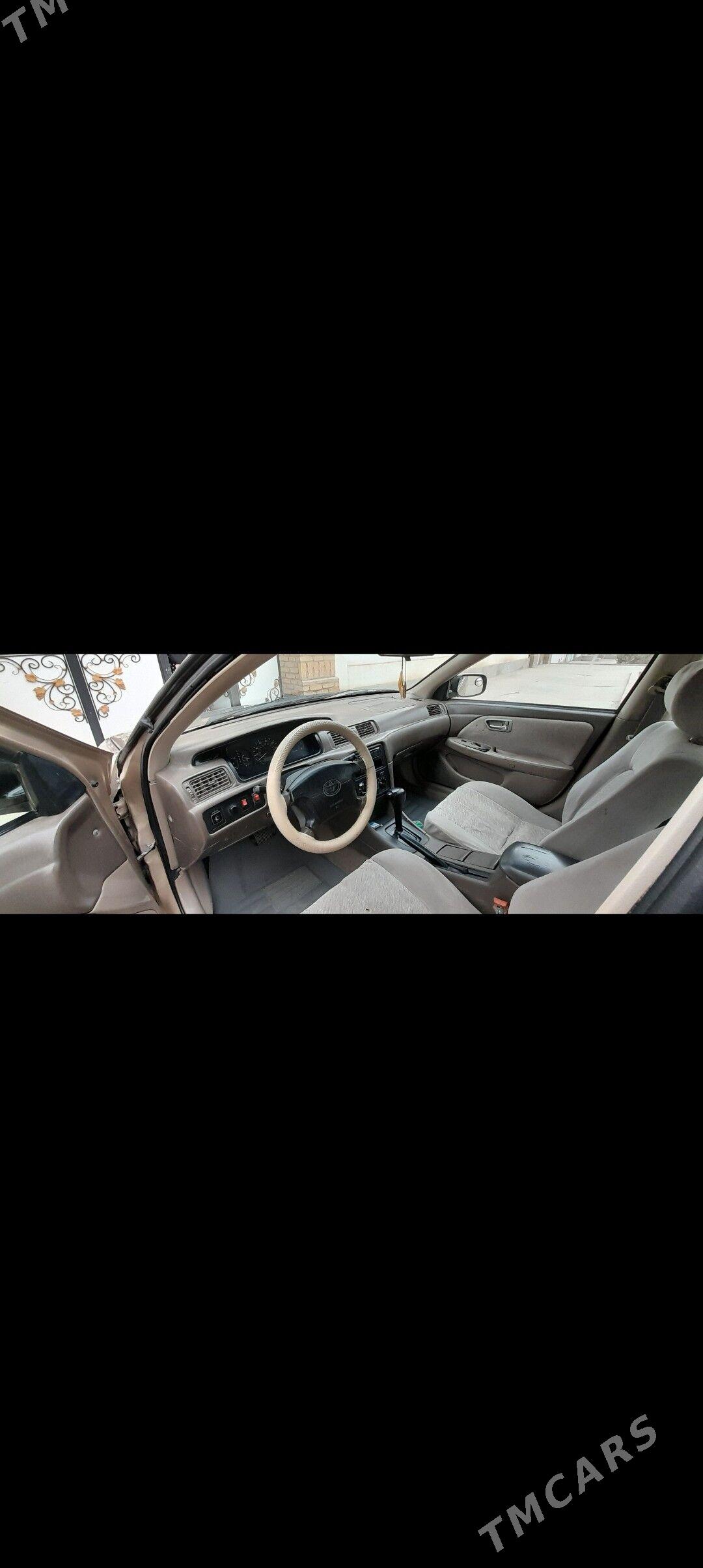Toyota Camry 1998 - 140 000 TMT - Гурбансолтан Едже - img 7