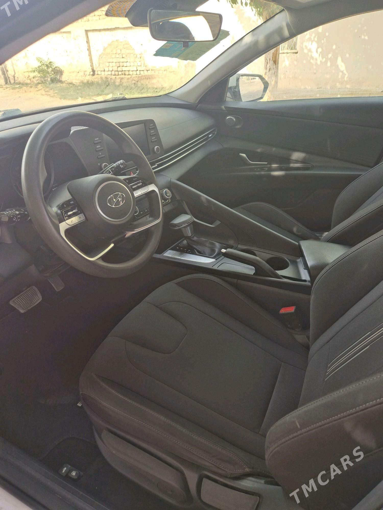 Hyundai Elantra 2021 - 225 000 TMT - Aşgabat - img 6