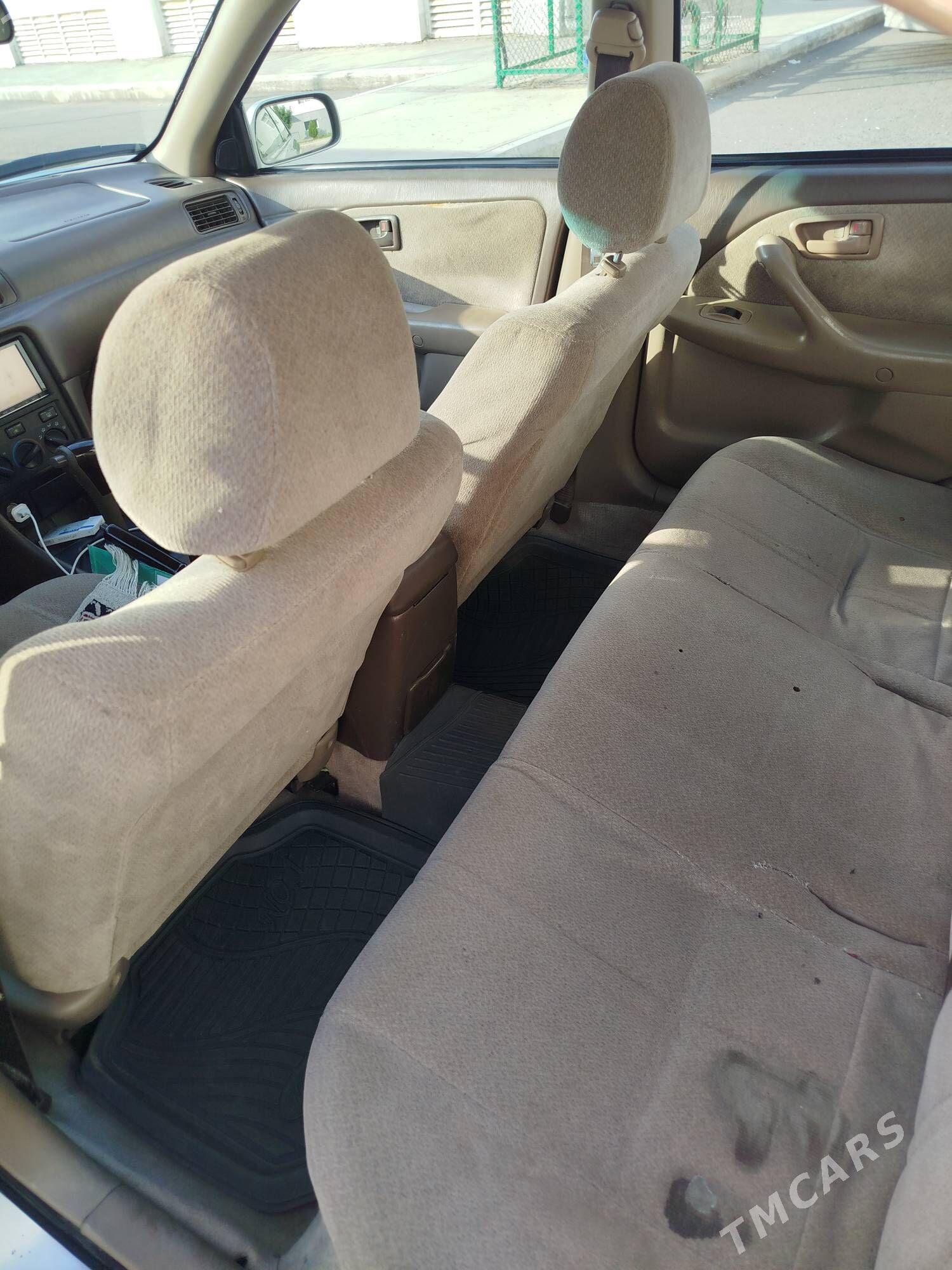 Toyota Camry 2000 - 130 000 TMT - Ашхабад - img 4