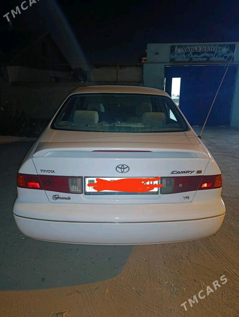 Toyota Camry 2000 - 148 000 TMT - Tejen - img 3