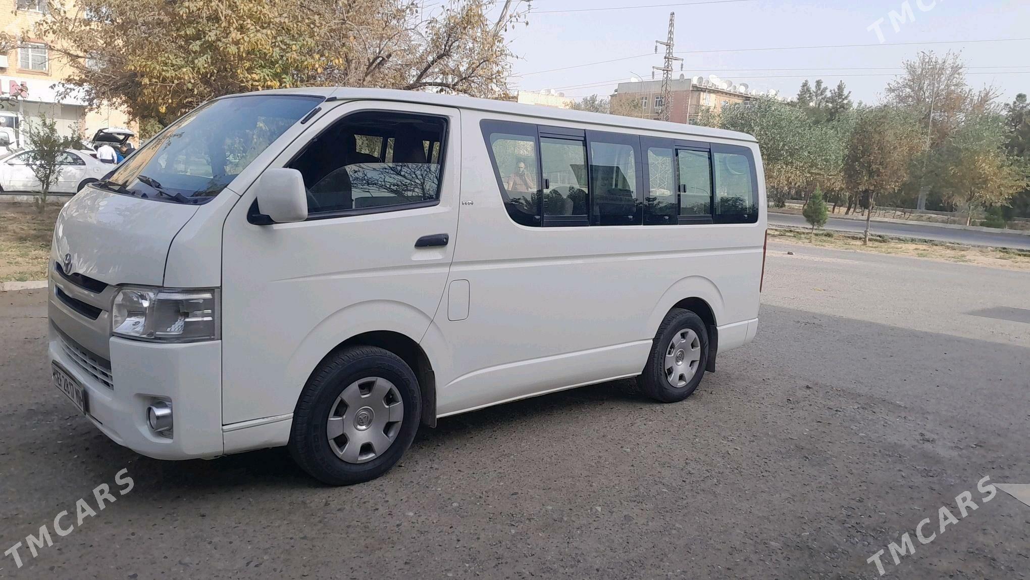 Toyota Hiace 2008 - 240 000 TMT - Sakarçäge - img 3