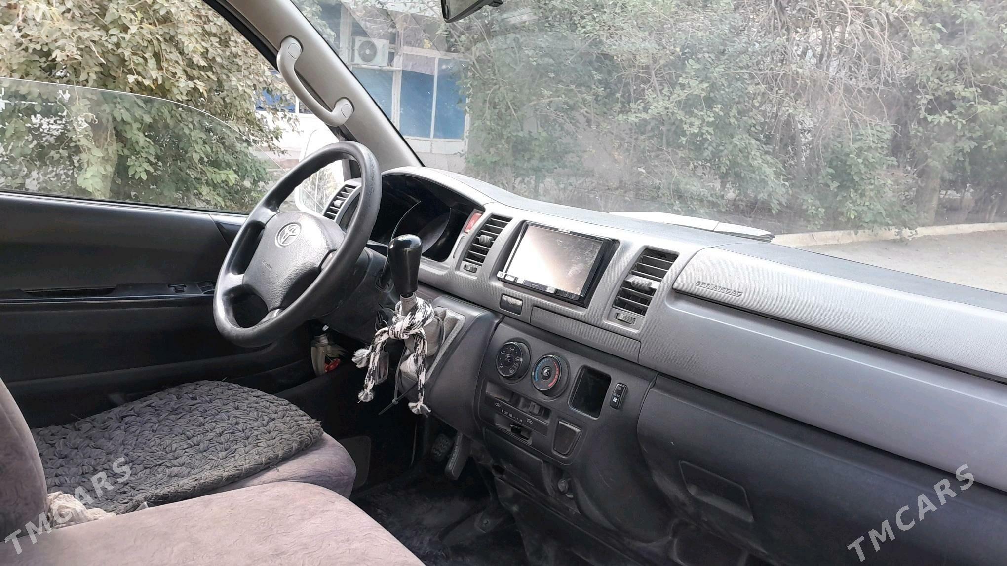 Toyota Hiace 2008 - 240 000 TMT - Sakarçäge - img 5