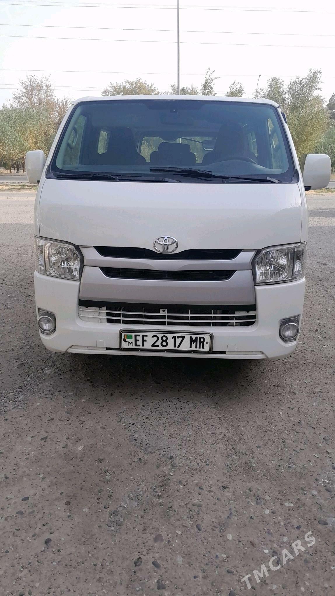 Toyota Hiace 2008 - 240 000 TMT - Sakarçäge - img 4