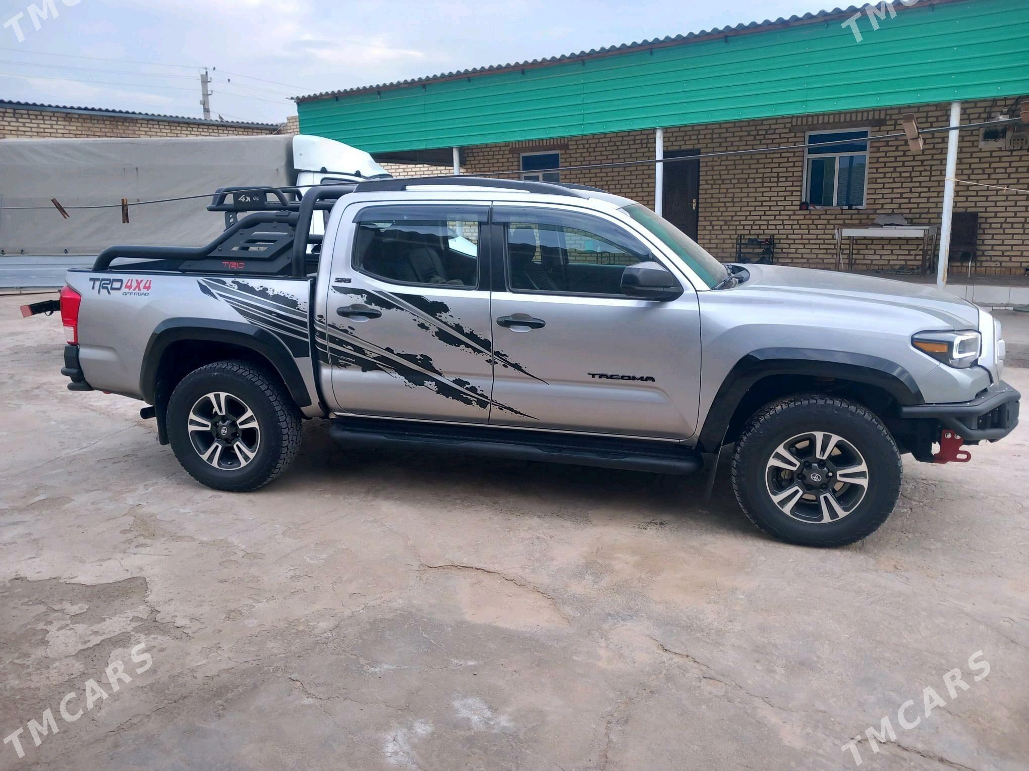 Toyota Tacoma 2017 - 615 000 TMT - Теджен - img 4