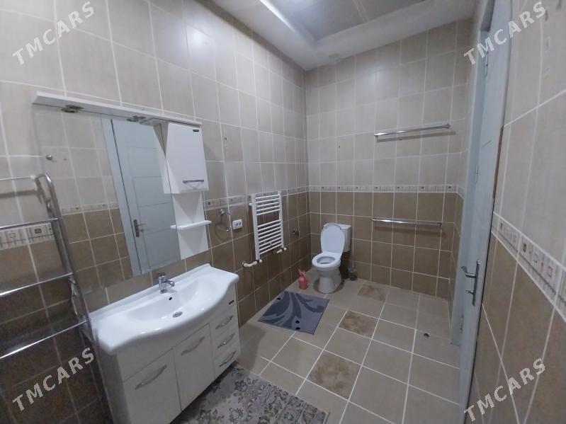 eyesinden arenda - Podwoýski köç. (Bitarap Türkmenistan şaýoly) - img 6