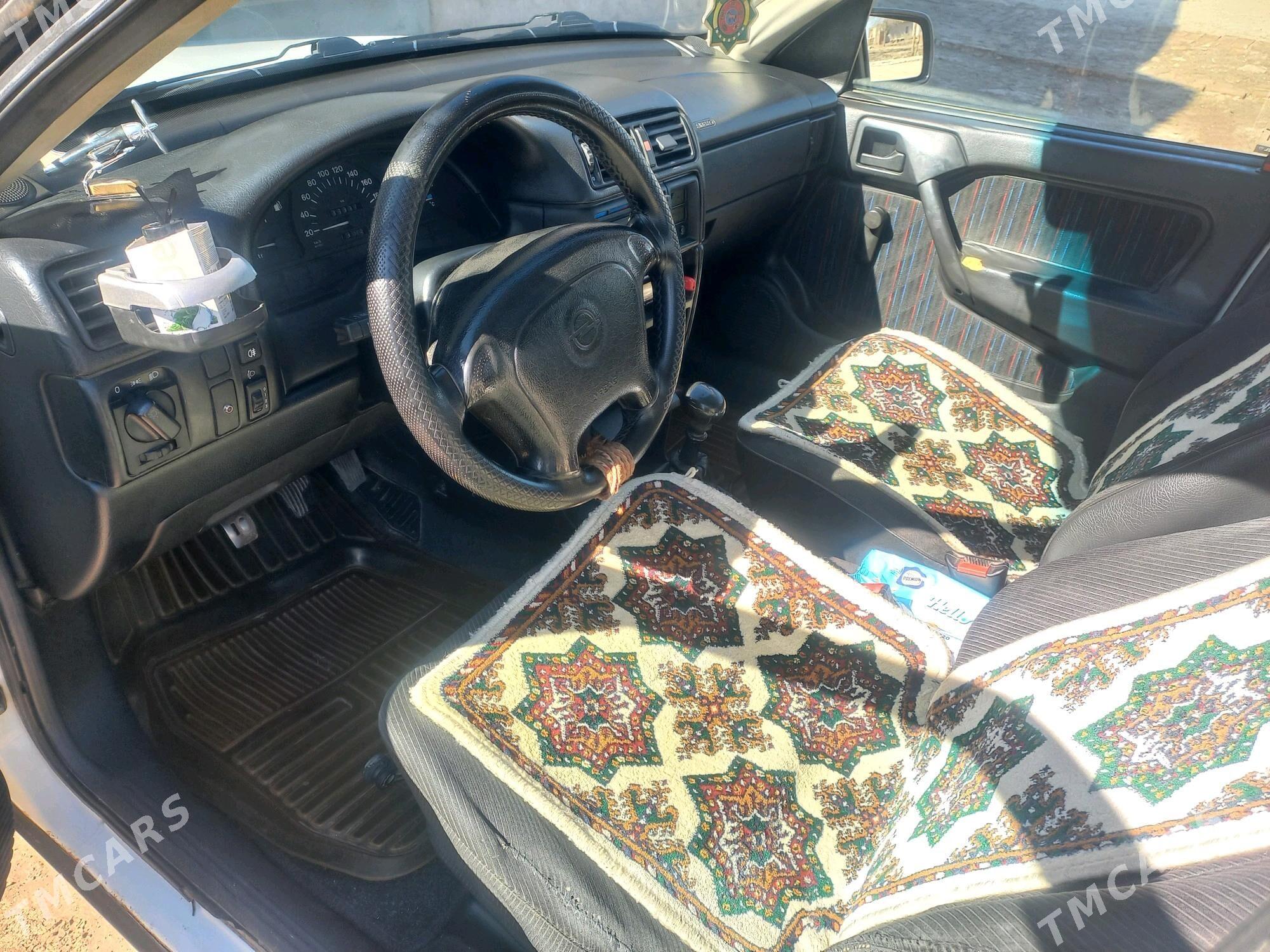 Opel Vectra 1994 - 40 000 TMT - Акдепе - img 4