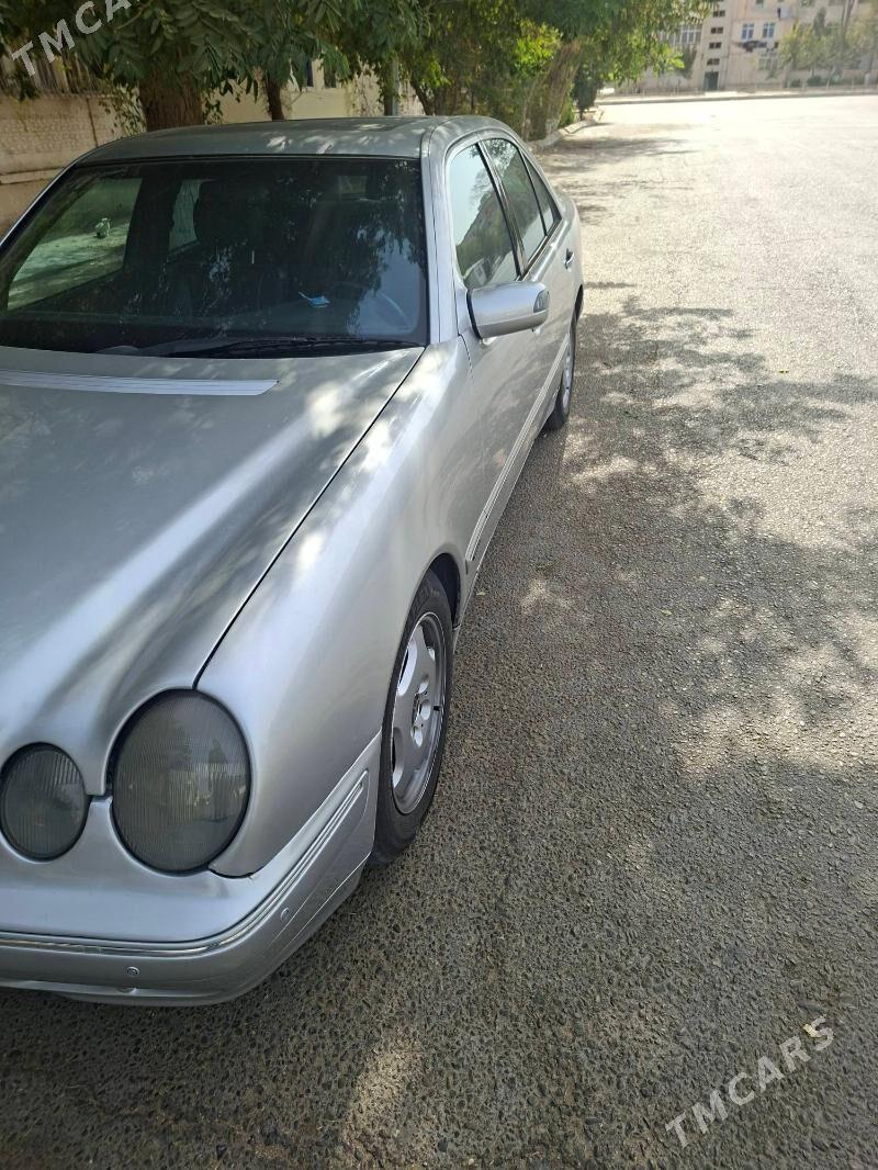 Mercedes-Benz E320 2000 - 125 000 TMT - Ашхабад - img 3