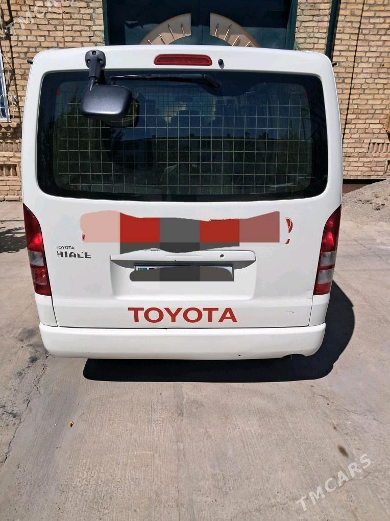Toyota Hiace 2017 - 360 000 TMT - Мары - img 2