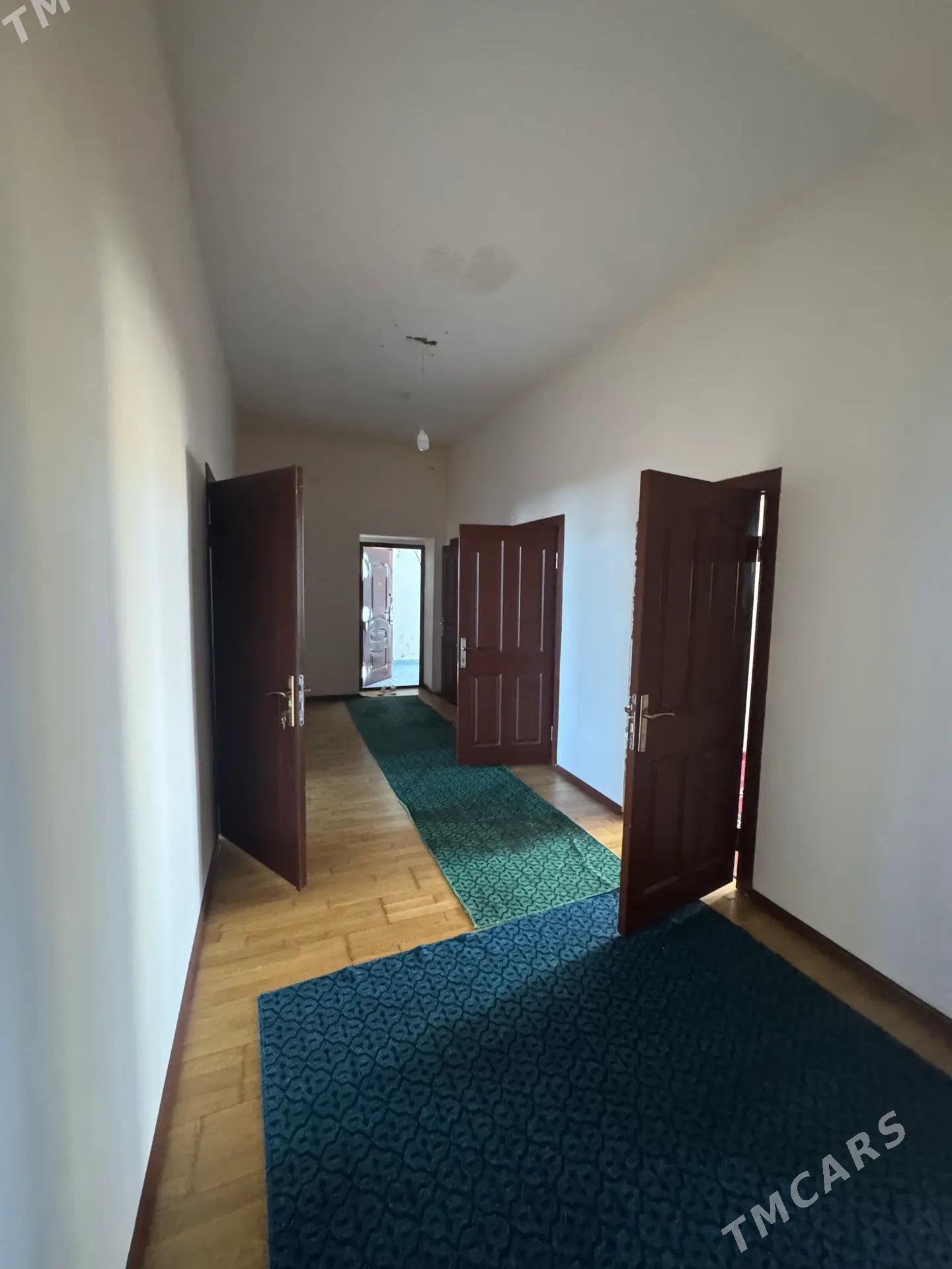 Elitka 171m2. 3 komnat 4 etaj. - Дашогуз - img 5