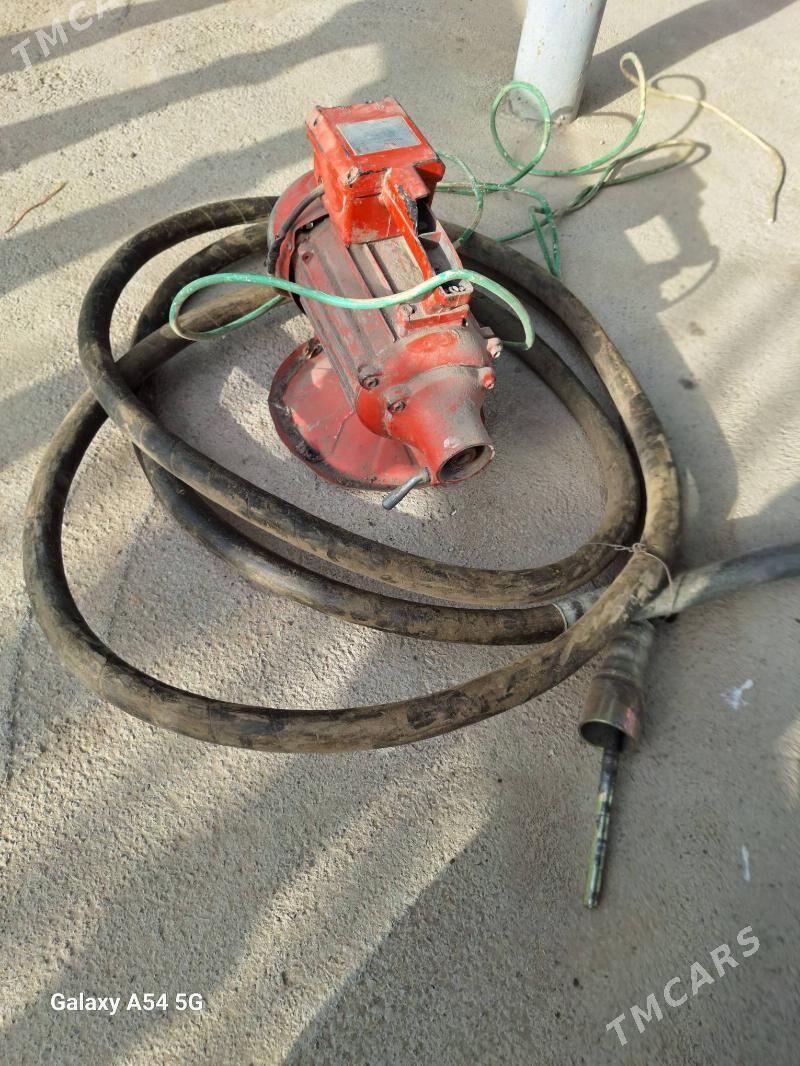 vibrator вибратор - Büzmeýin - img 1