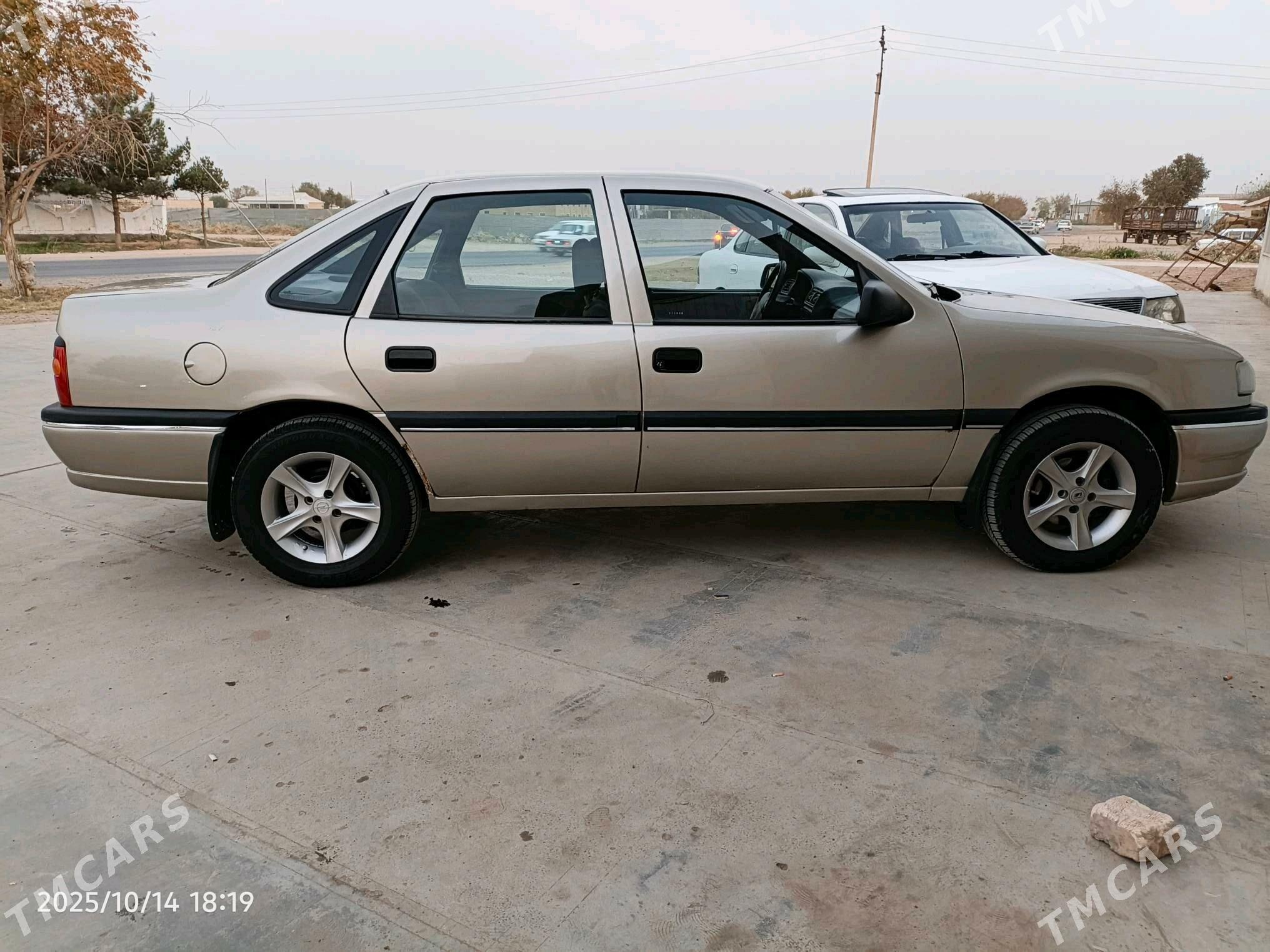 Opel Vectra 1991 - 46 000 TMT - Baýramaly - img 1