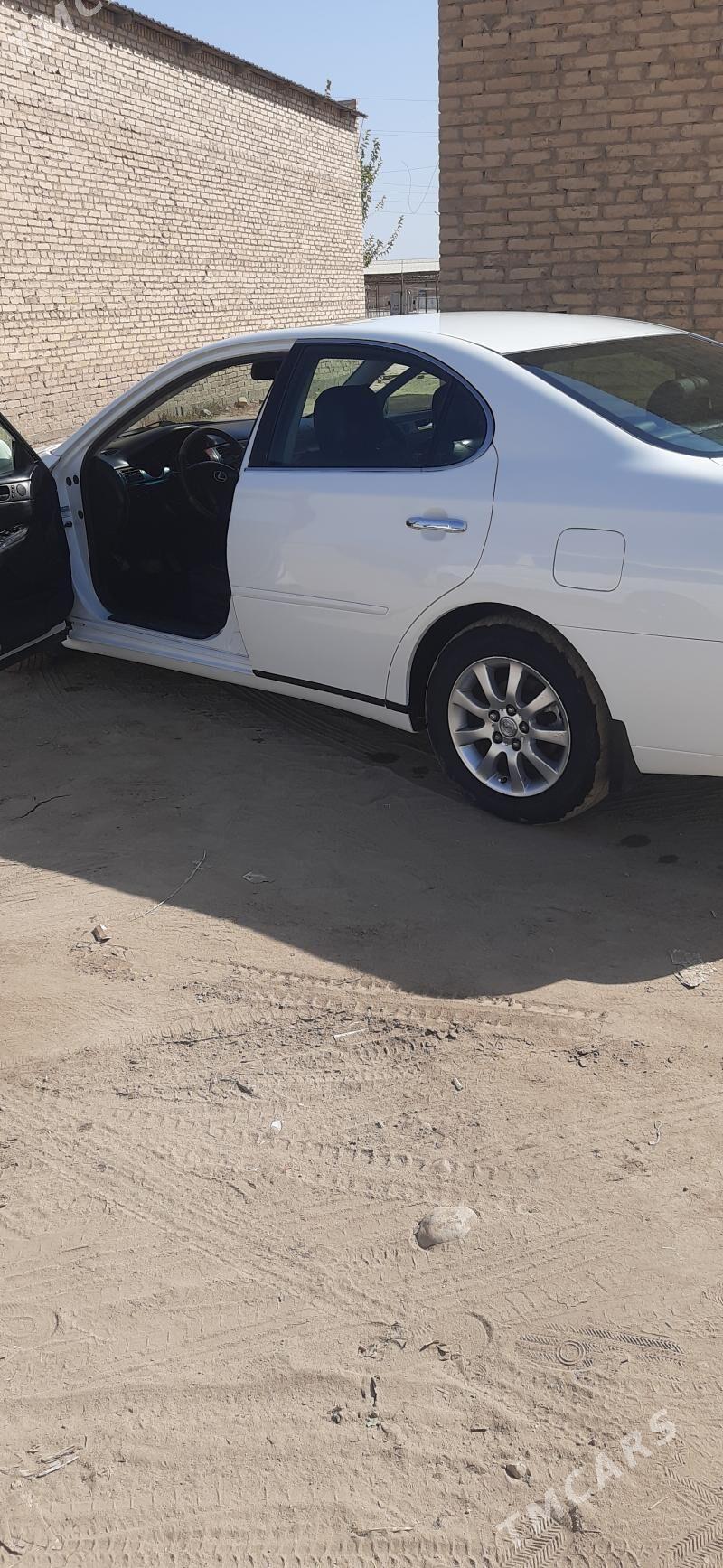 Lexus ES 300 2002 - 200 000 TMT - Ходжамбаз - img 5