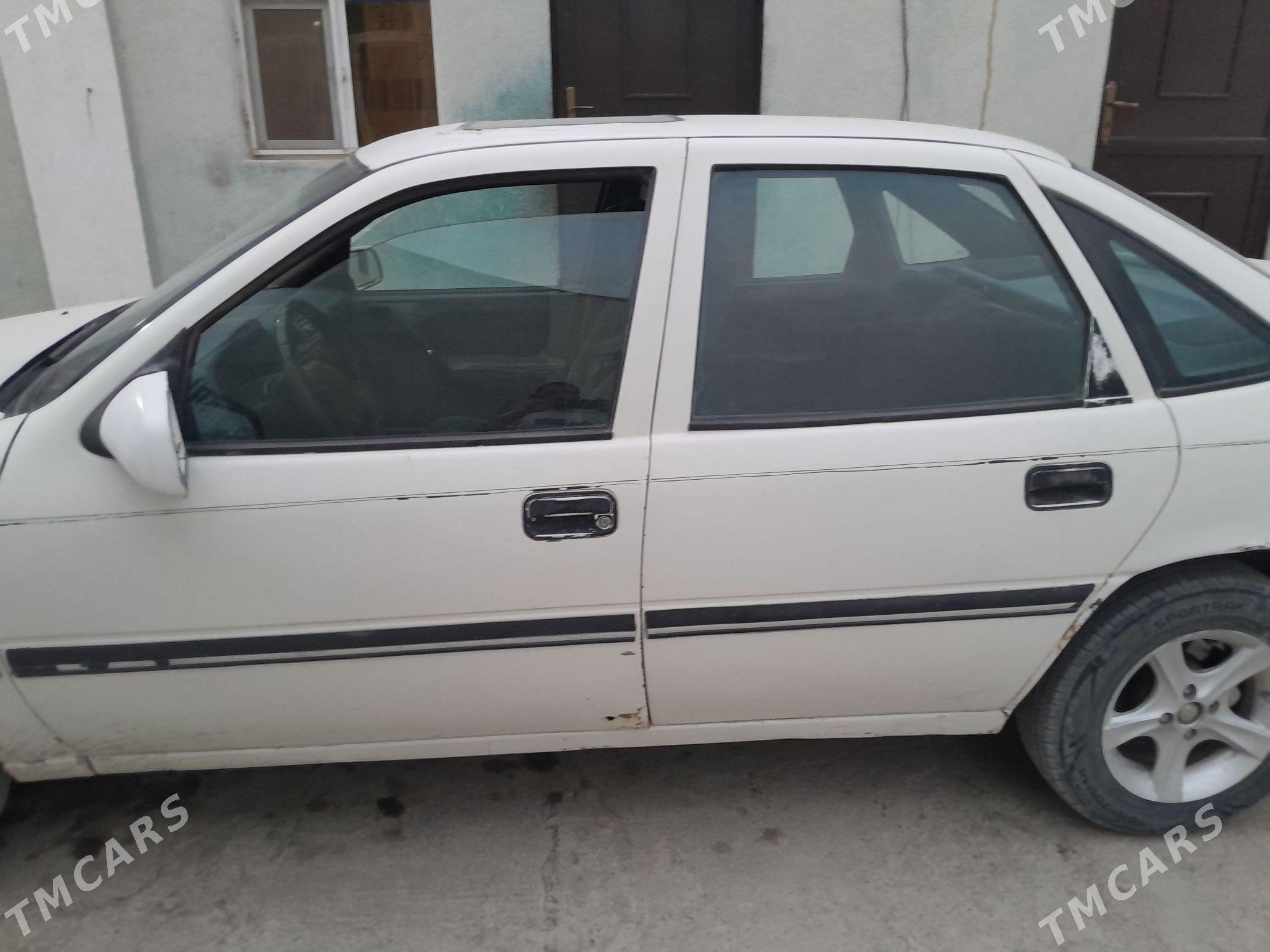 Opel Vectra 1990 - 28 000 TMT - Бахарден - img 2