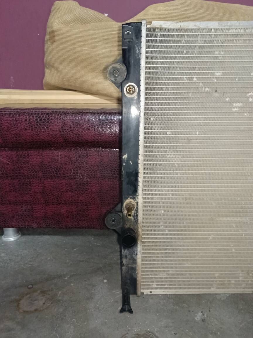 Radýatyr tayota prada 1 000 TMT - Köşi - img 2