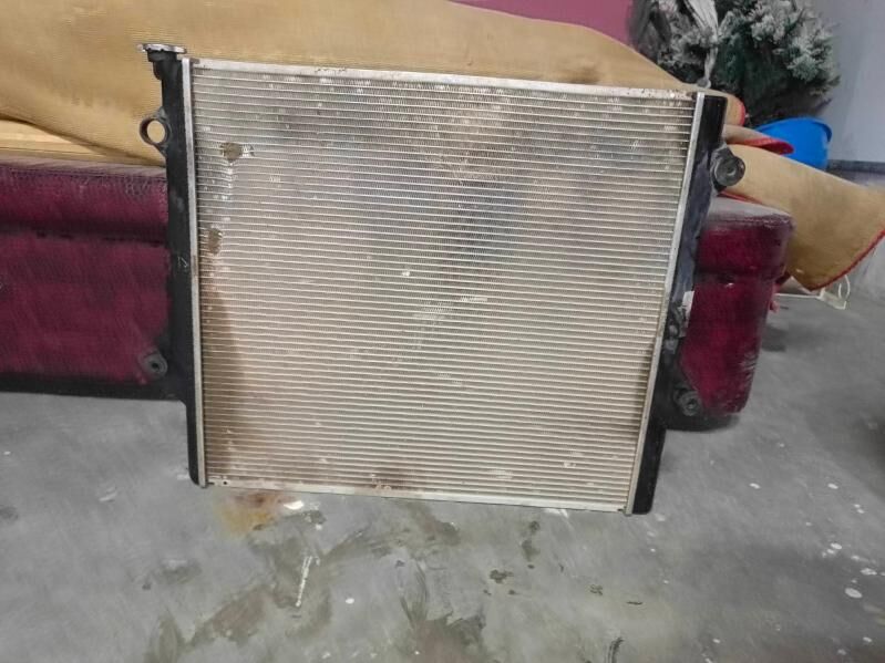 Radýatyr tayota prada 1 000 TMT - Köşi - img 3