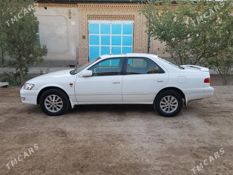 Toyota Camry 2001 - 170 000 TMT - Akdepe - img 4