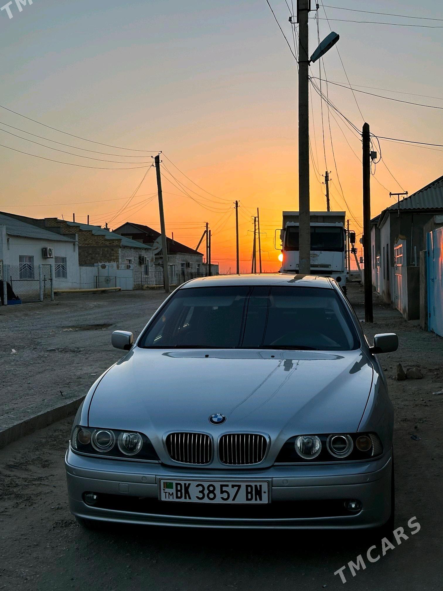 BMW E39 2001 - 130 000 TMT - Balkanabat - img 5