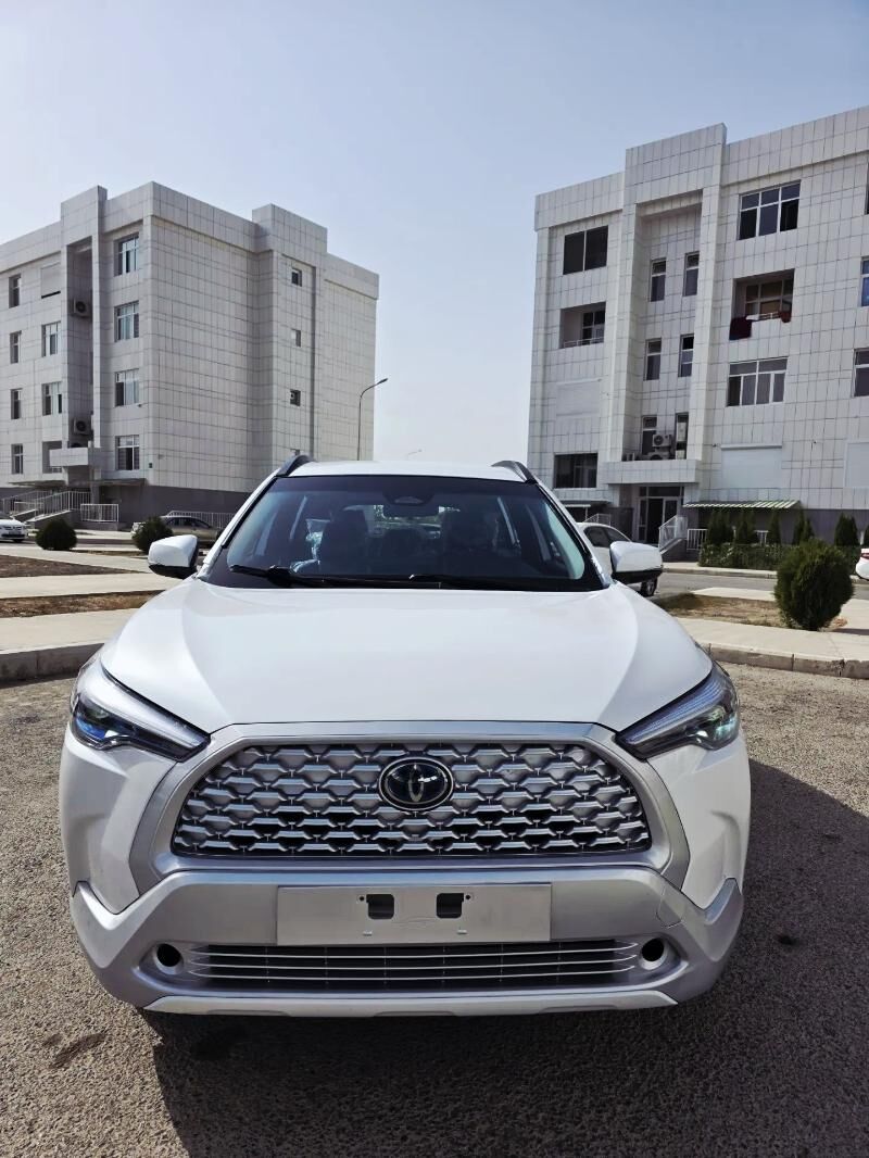 Toyota Corolla Cross 2023 - 375 000 TMT - Aşgabat - img 2