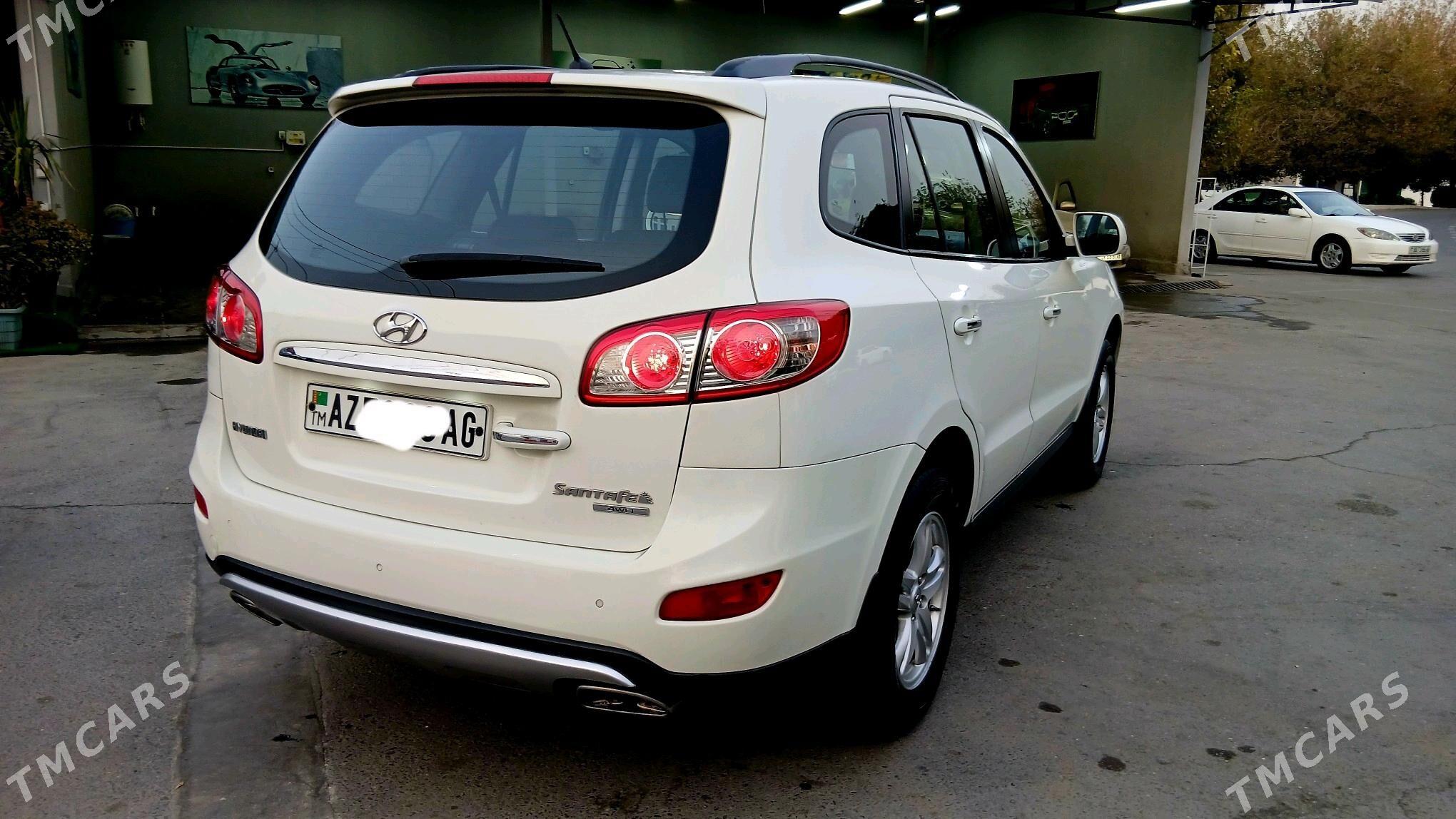 Hyundai Santa Fe 2012 - 190 000 TMT - Ашхабад - img 2