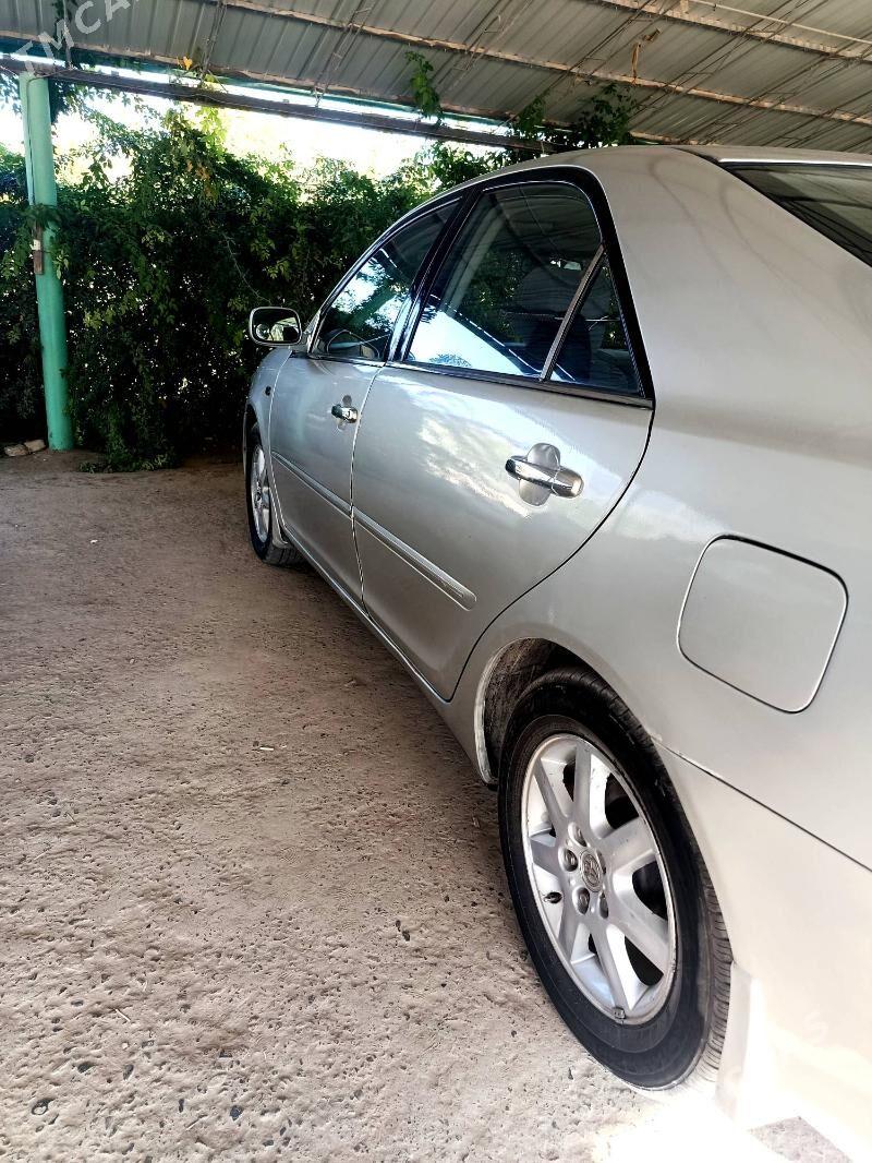 Toyota Camry 2004 - 160 000 TMT - Халач - img 5