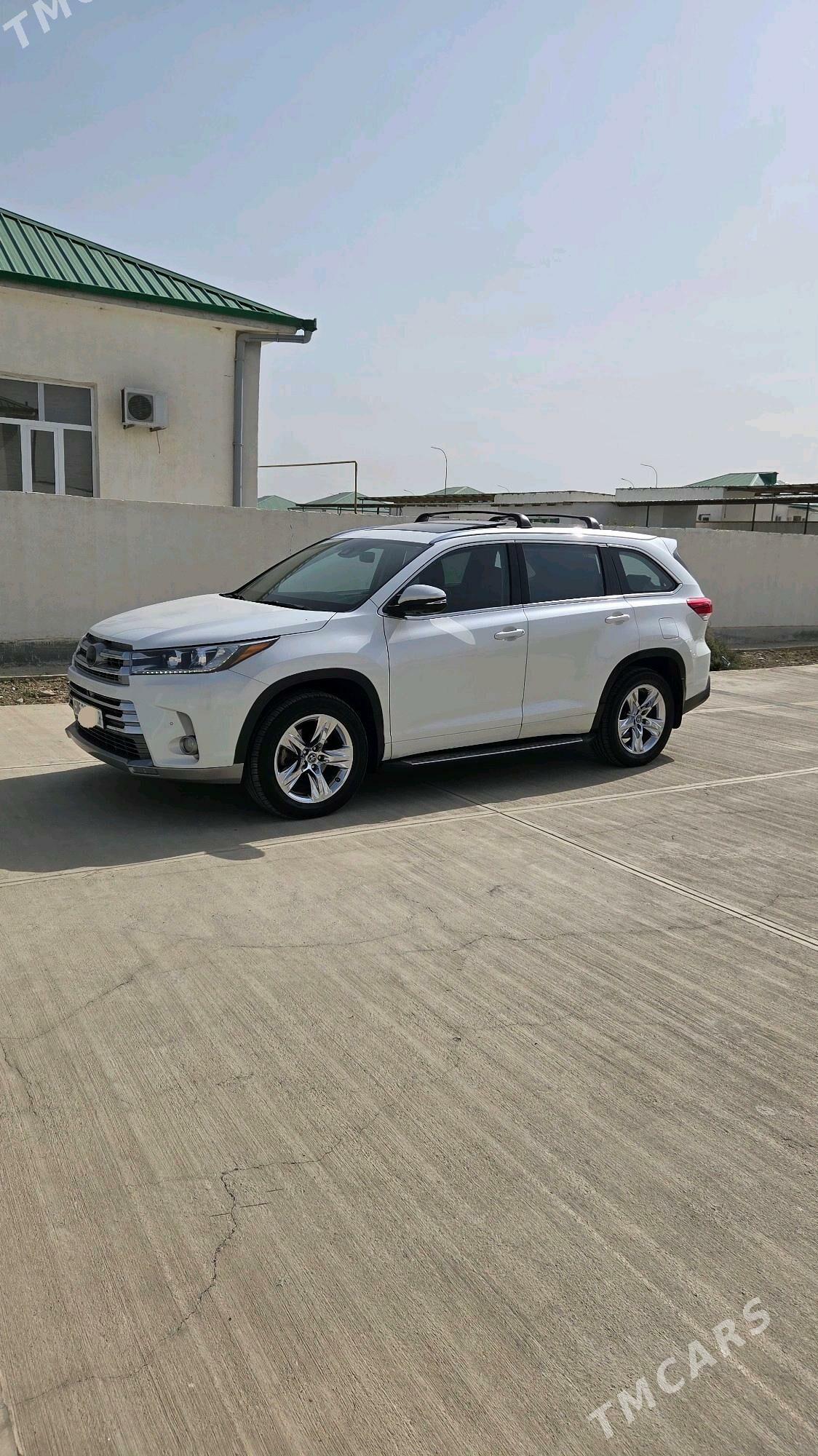 Toyota Highlander 2017 - 520 000 TMT - Гёкдепе - img 6